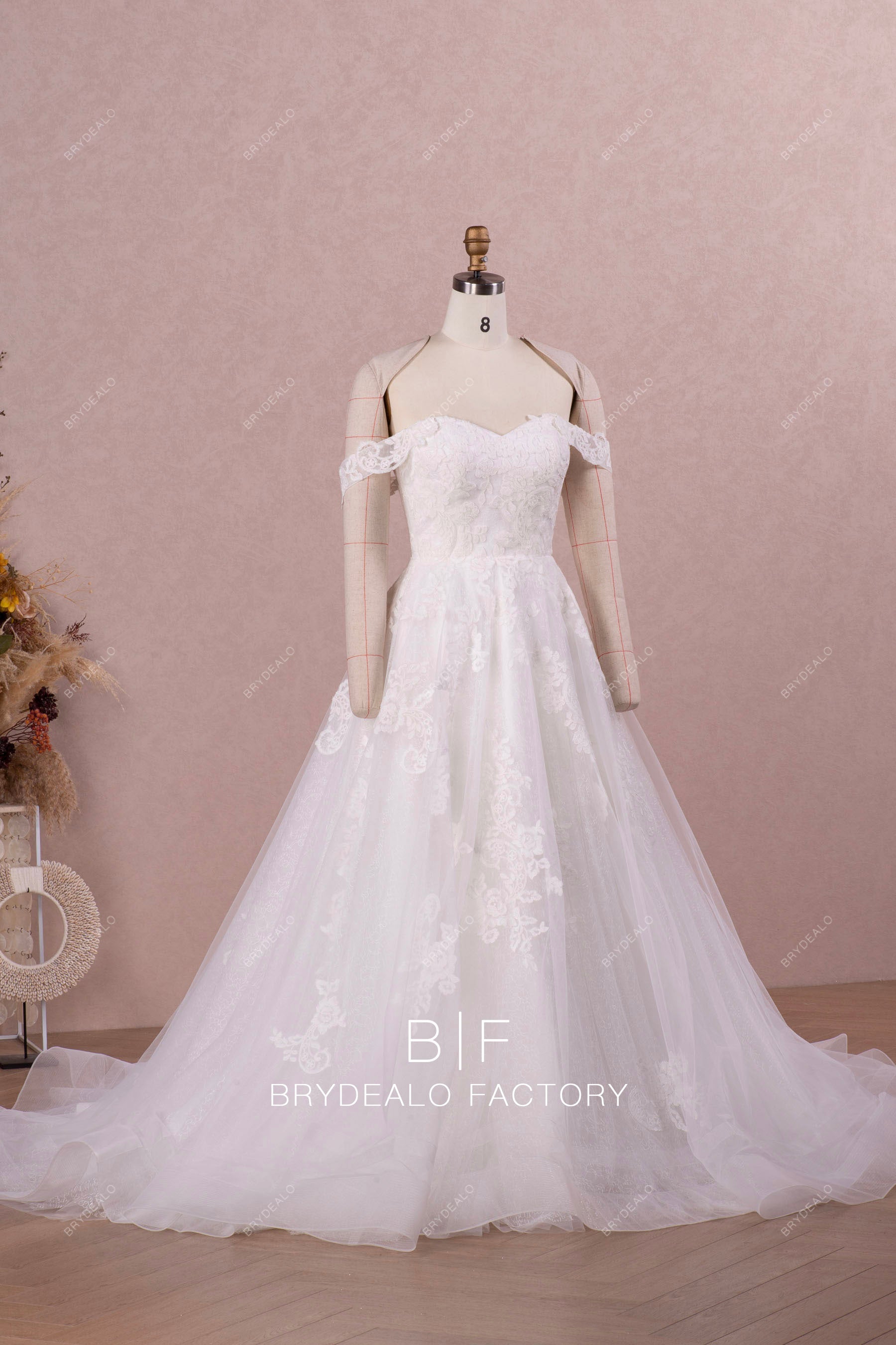 lace puffy a line wedding dress