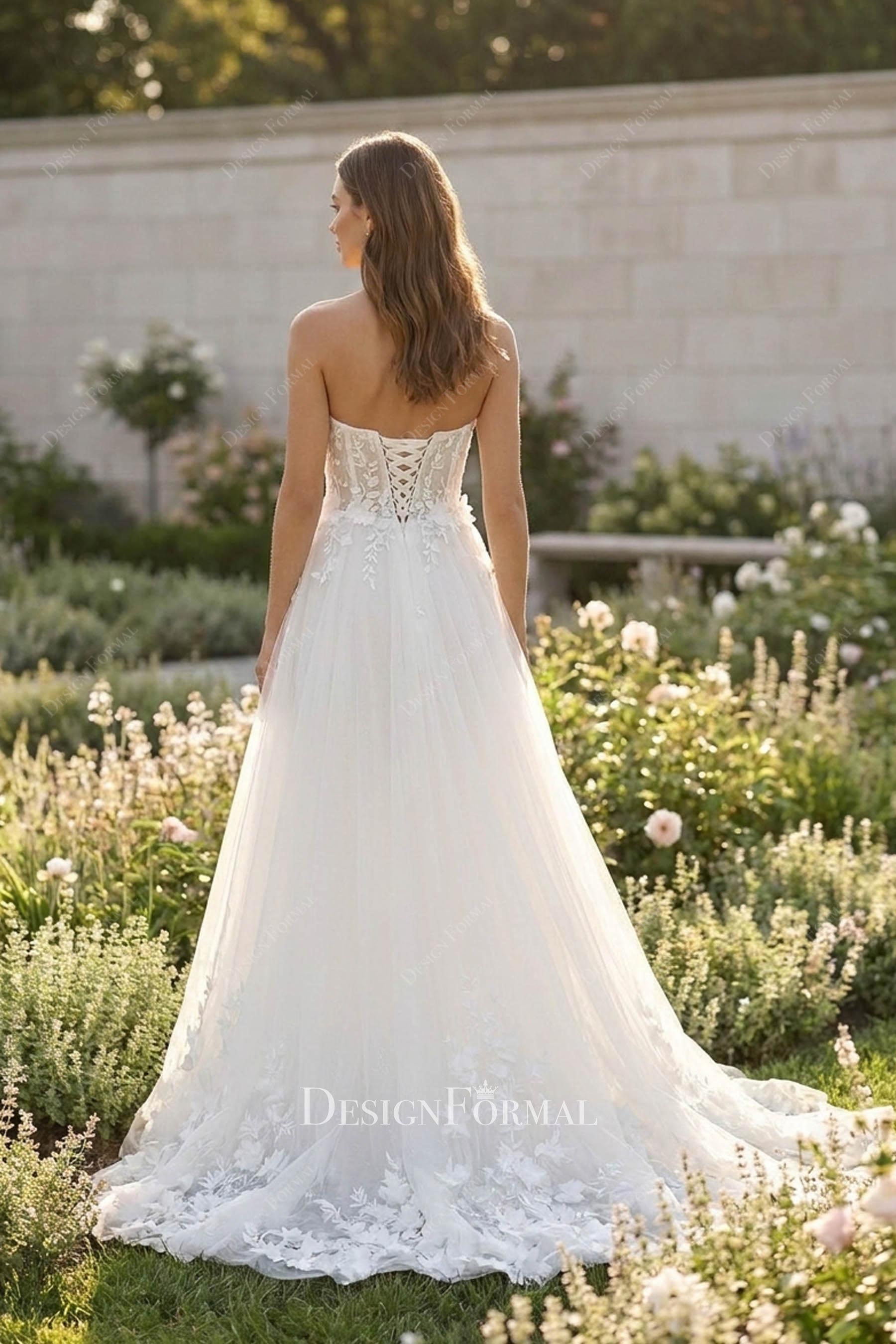 lace up  back without panel wedding dress