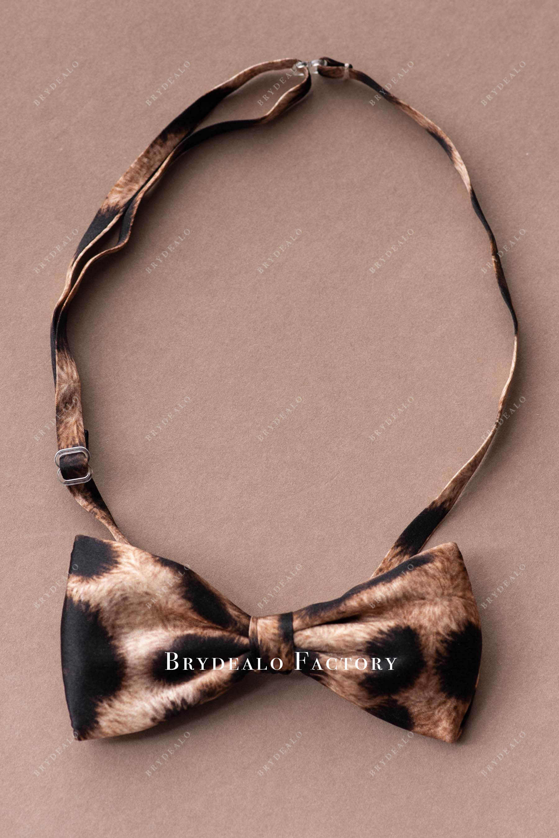 leopard prin bow tie