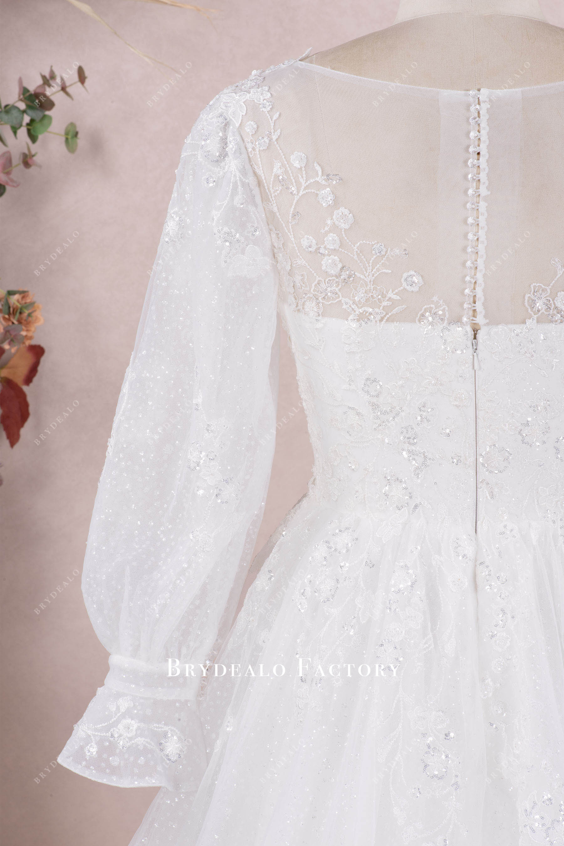 long bubble sleeve lace wedding dress