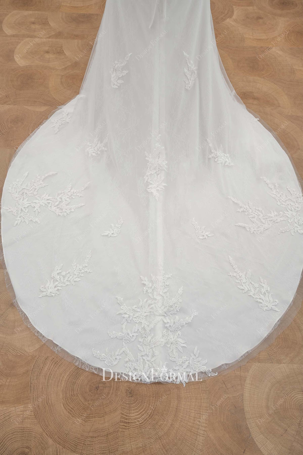 long lace train wedding dress