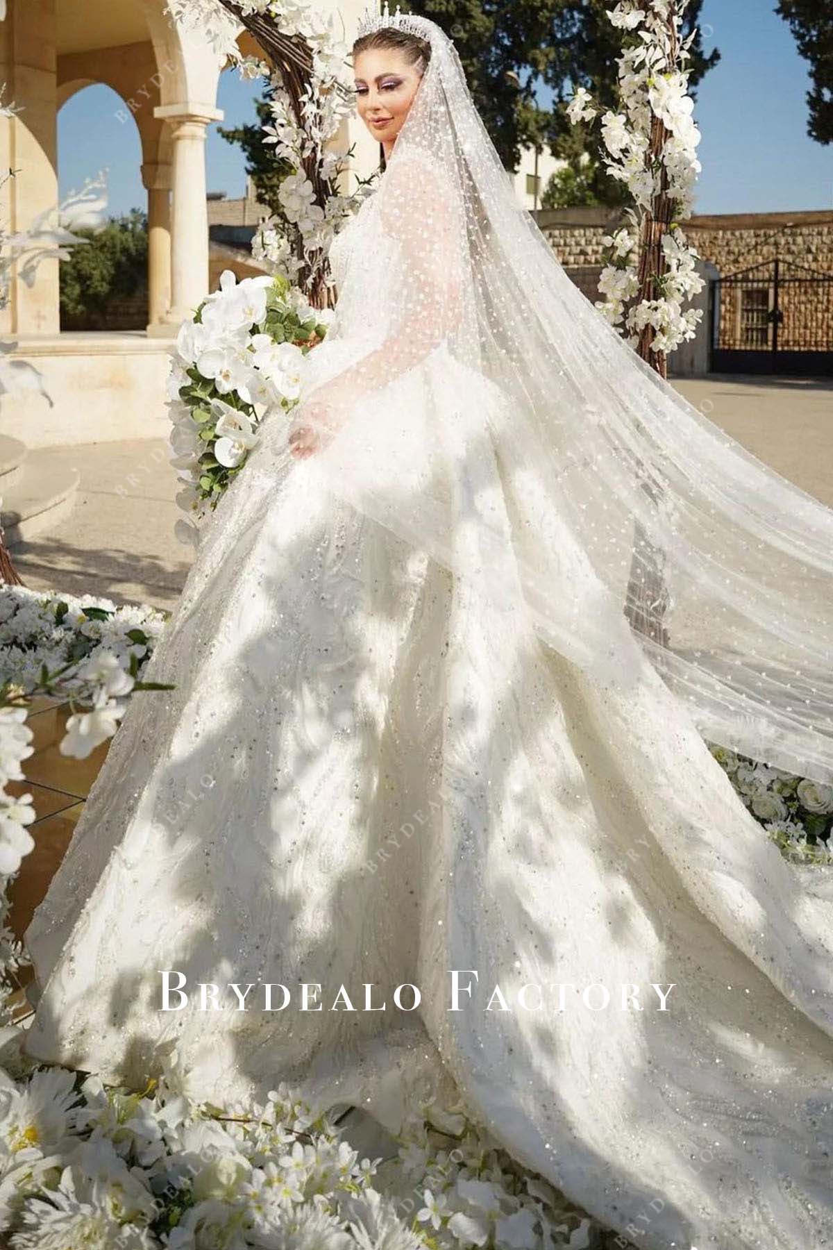 long train wedding dress