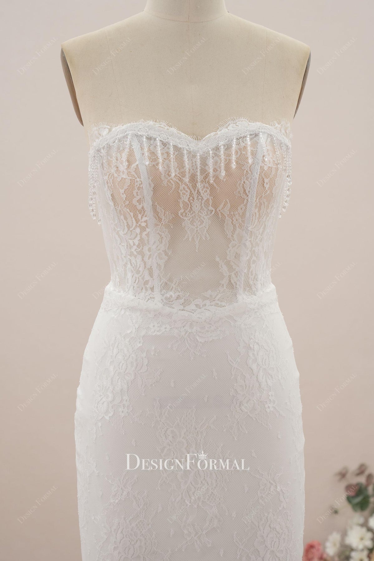 modern Basque waist wedding dress