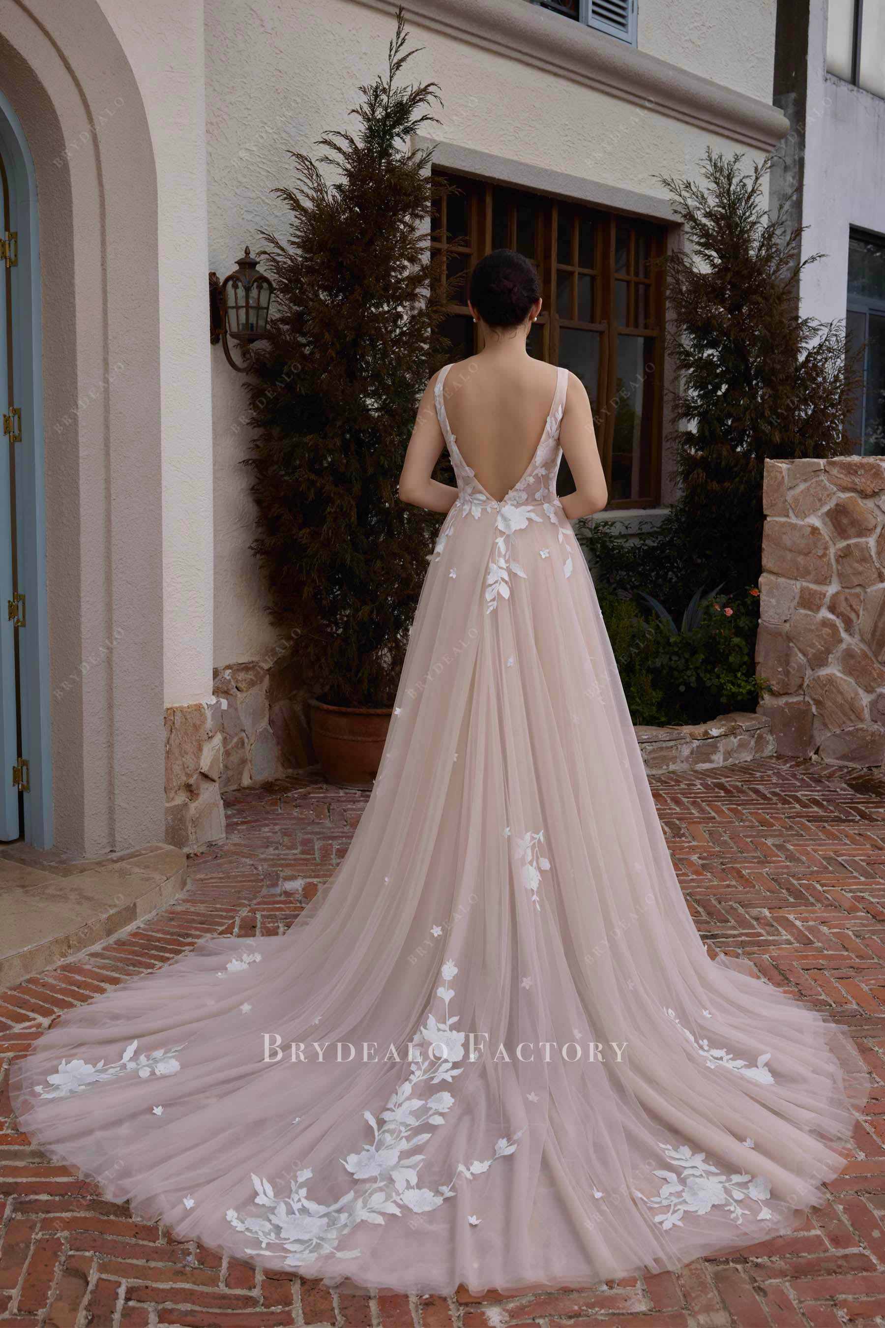 open v back lace wedding dress