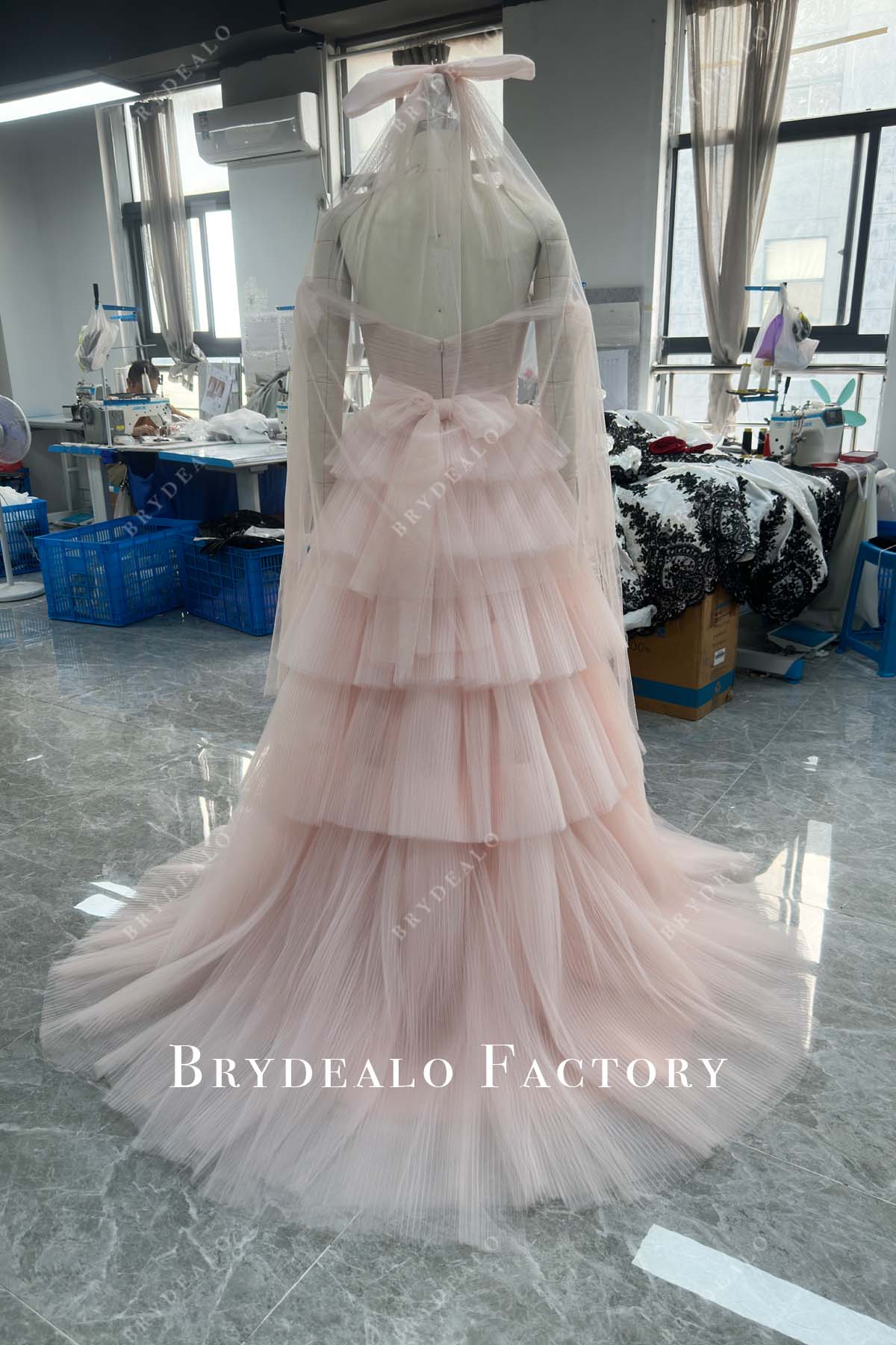 Pink pleated tulle veil bridal dress