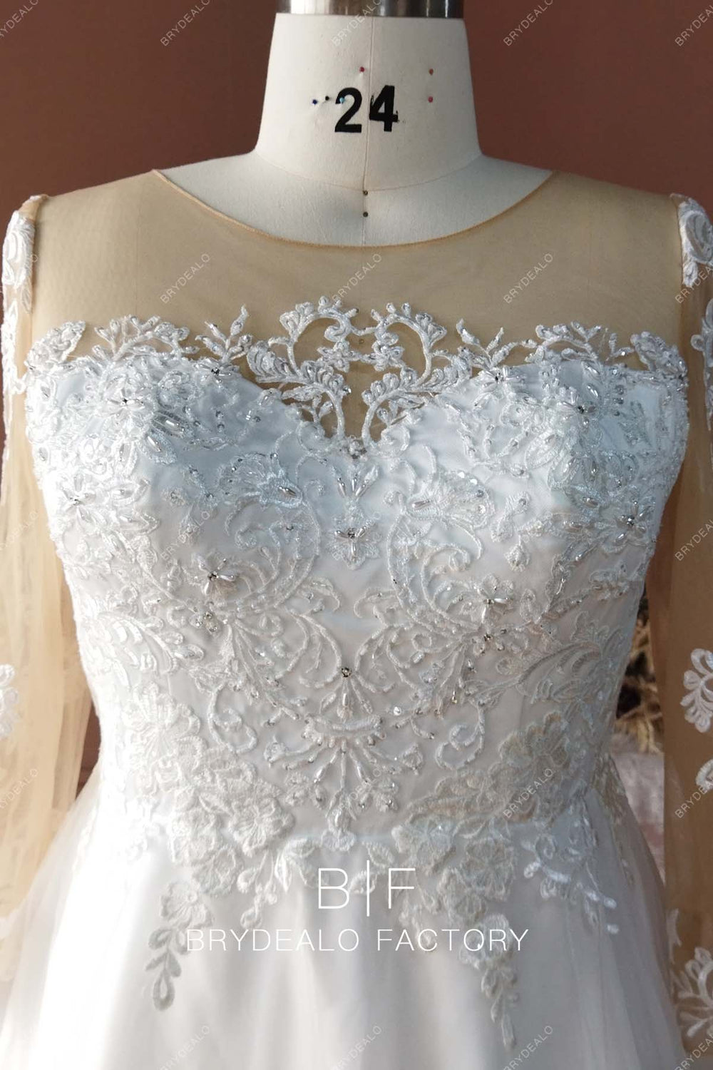 Plus Size Satin Ball-Gown Wedding Dresses Plunge Long Sleeves Appliques Lace