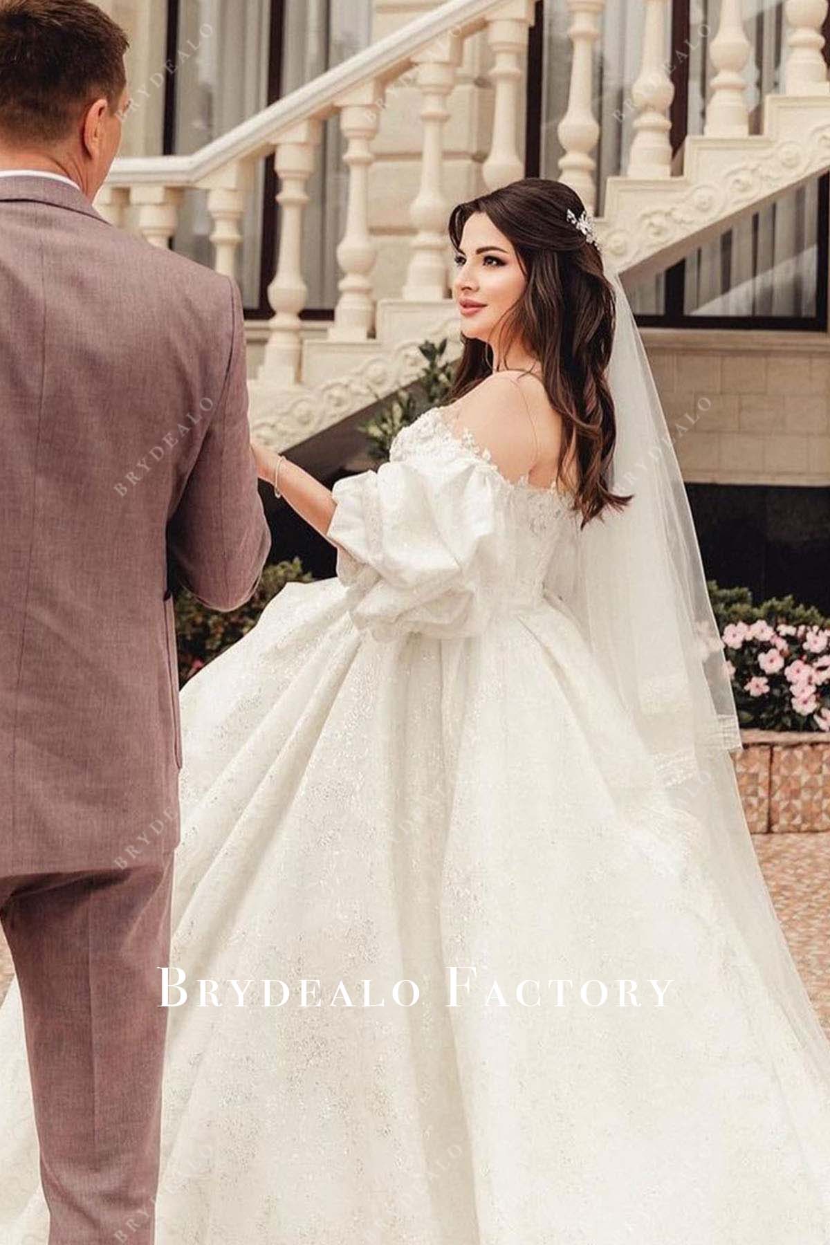 puffy sleeves wedding dress