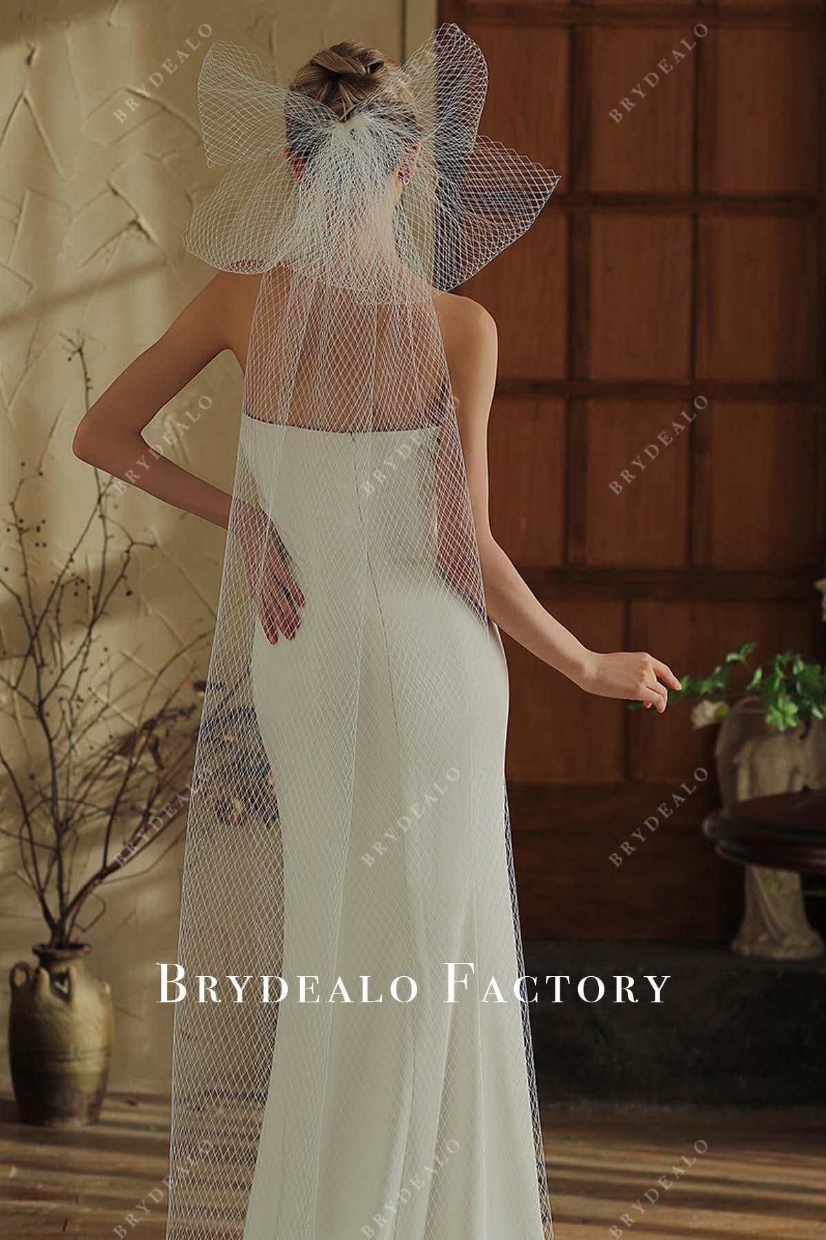 raw cut mesh bridal veil