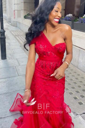 Red Rhapsody One-Shoulder Stunner Dress