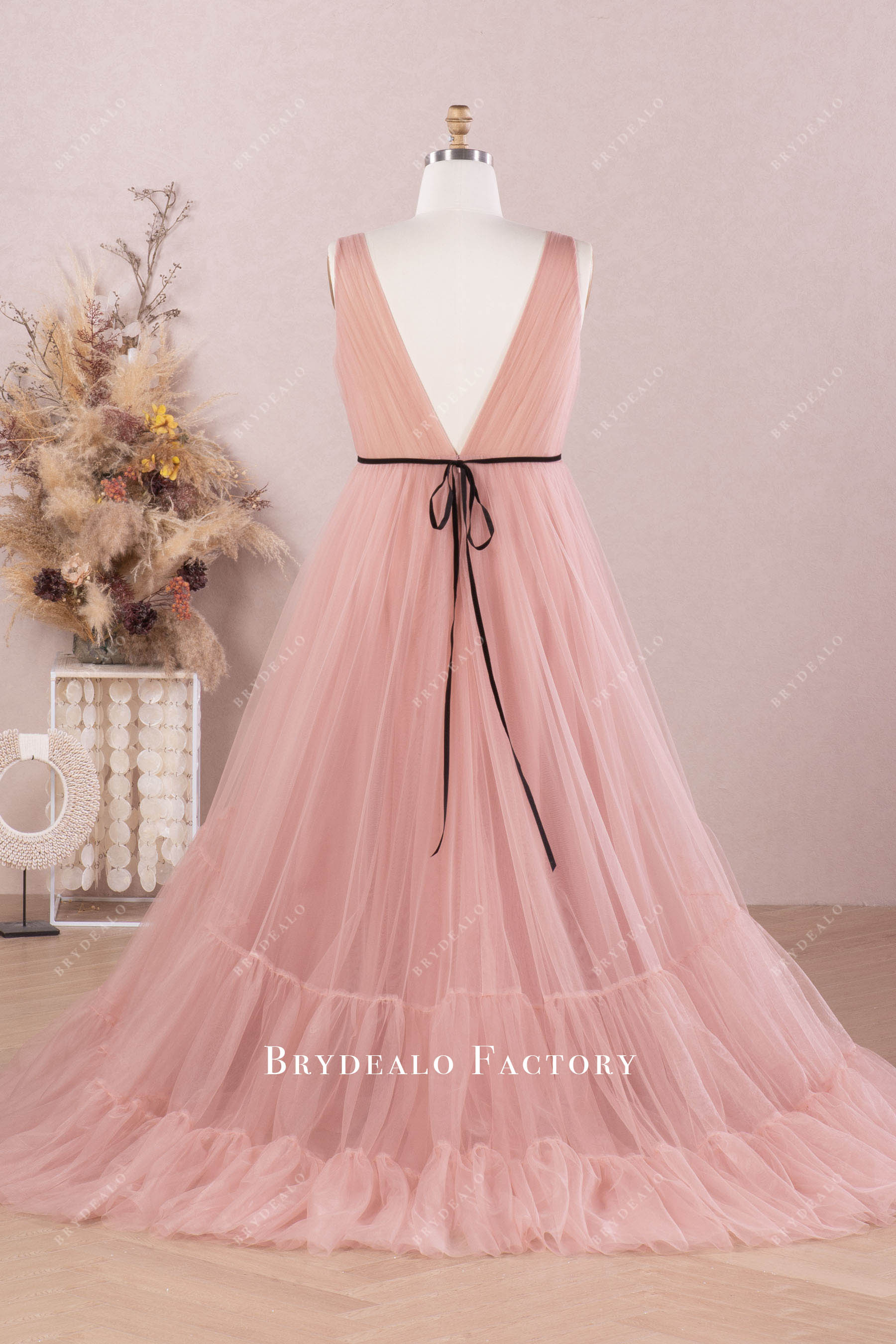 open V-back sleeveless homecoming gown
