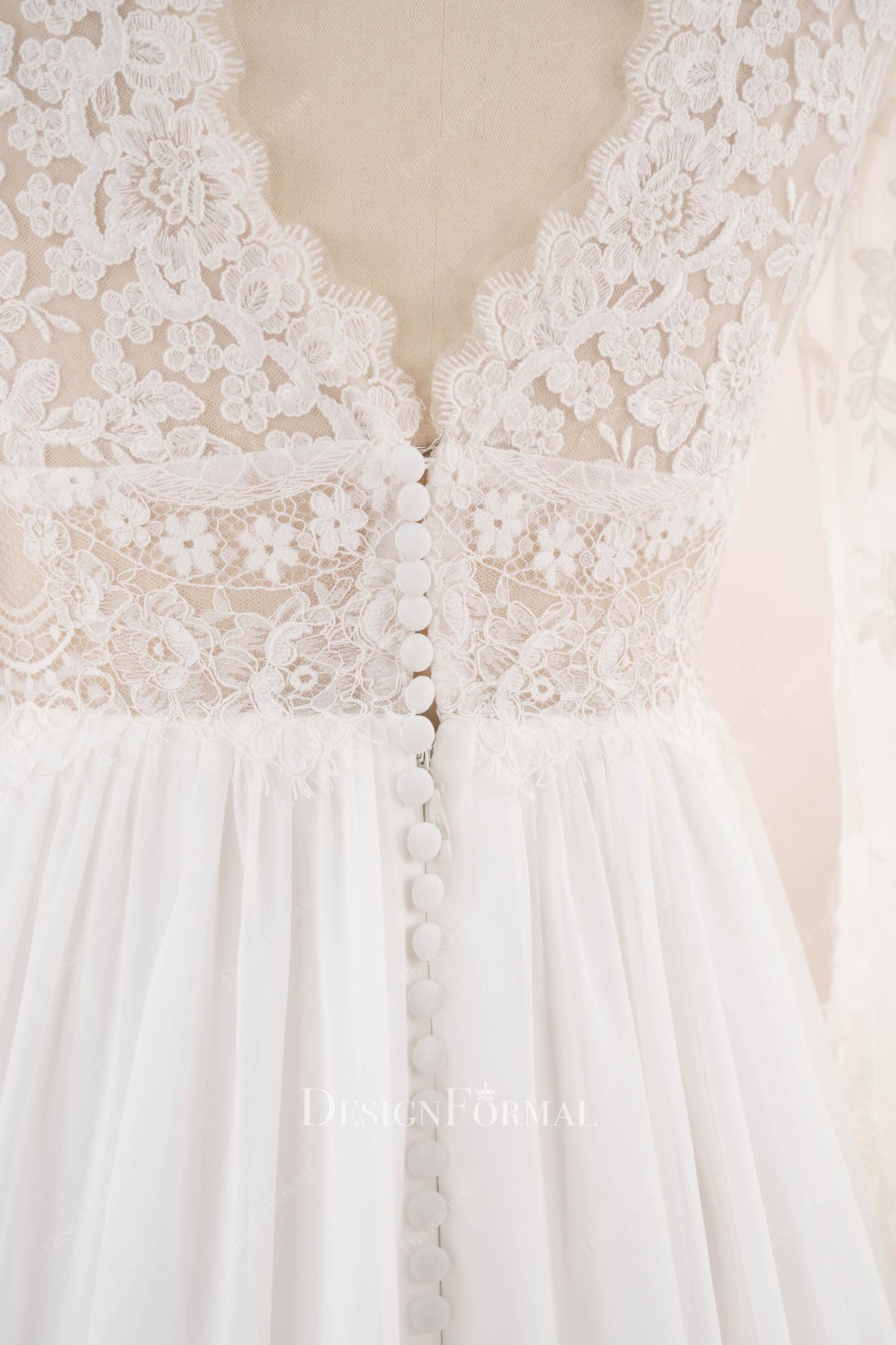 scalloped lace buttoned back wedding dress