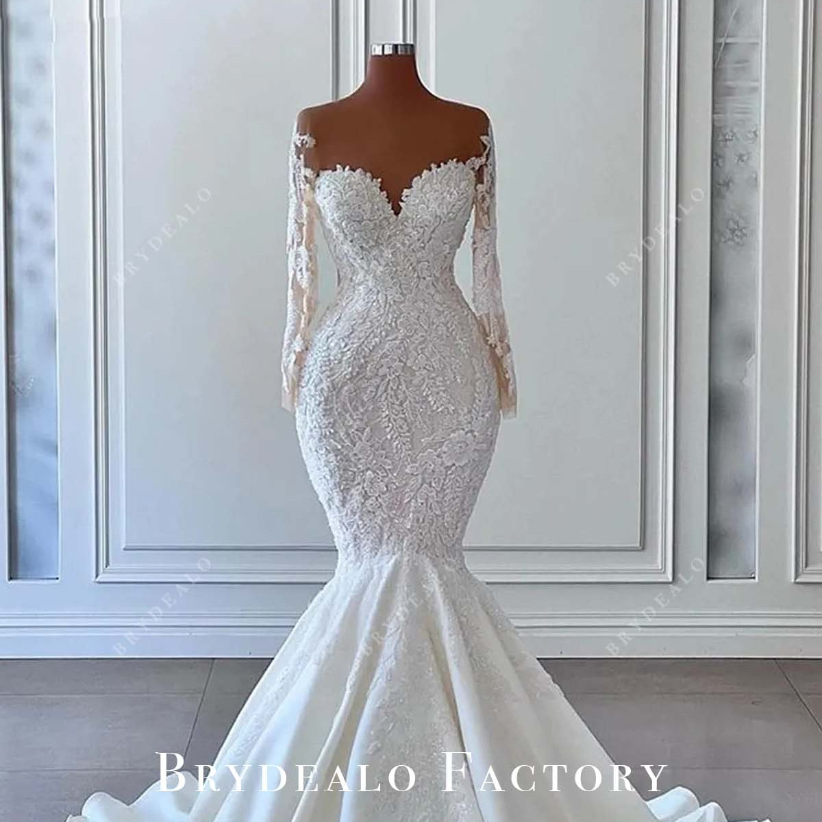 Sheer Sleeves Wild Leaf Flower Lace Trumpet Wedding Dress