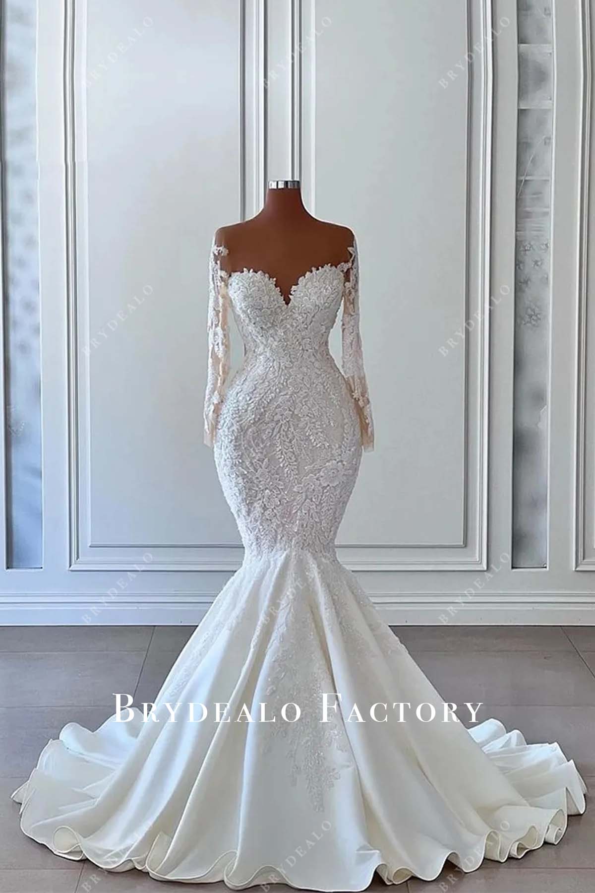 Sheer Sleeves Wild Leaf Flower Lace Trumpet Wedding Dress