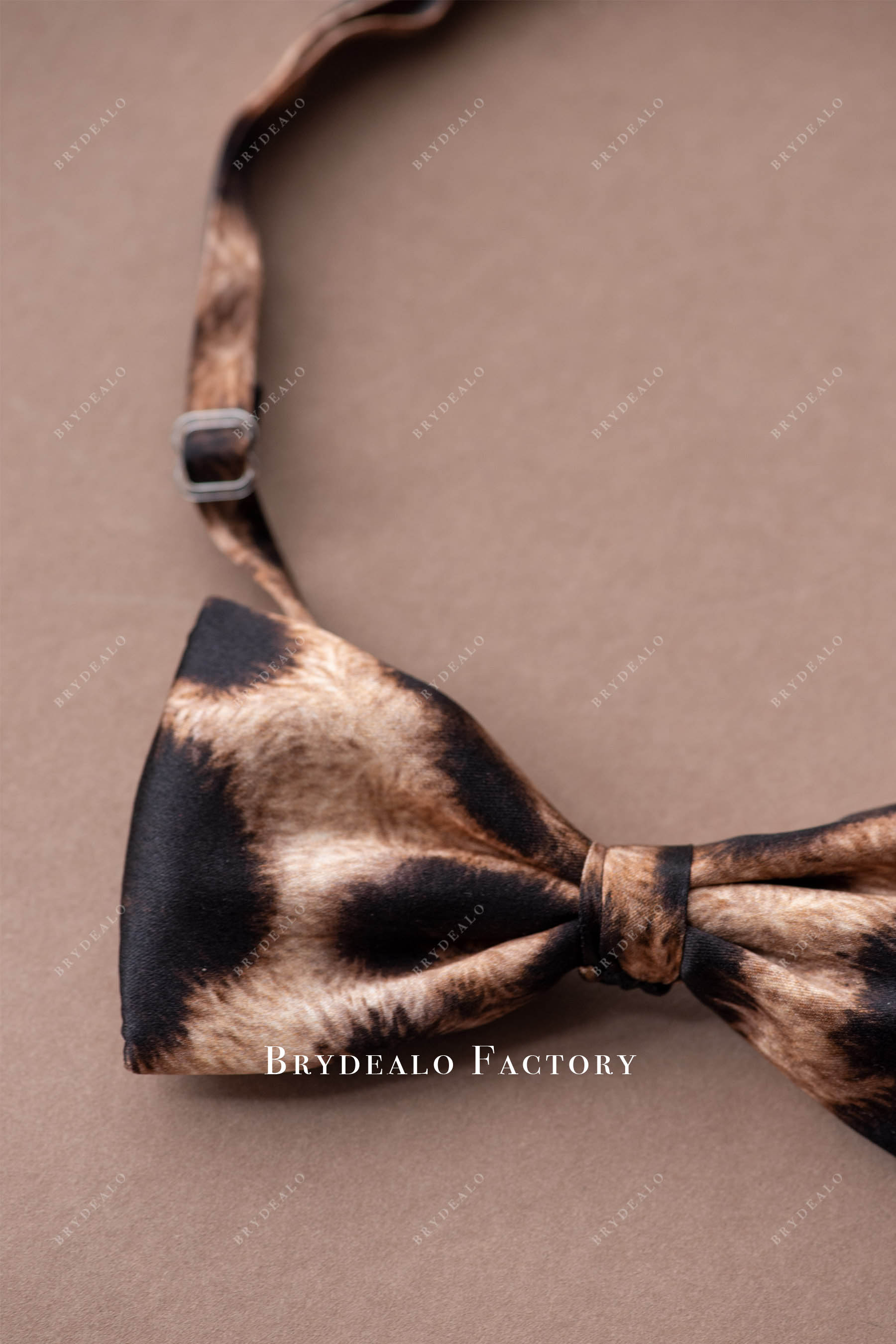 silky leopard print bow tie