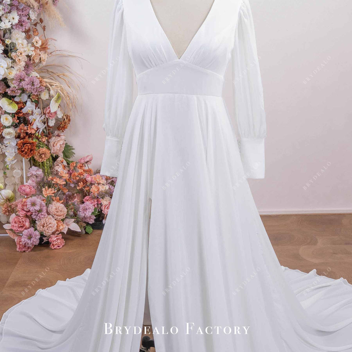 Plus Size Bishop Sleeves Slit Chiffon Wedding Dress, Red