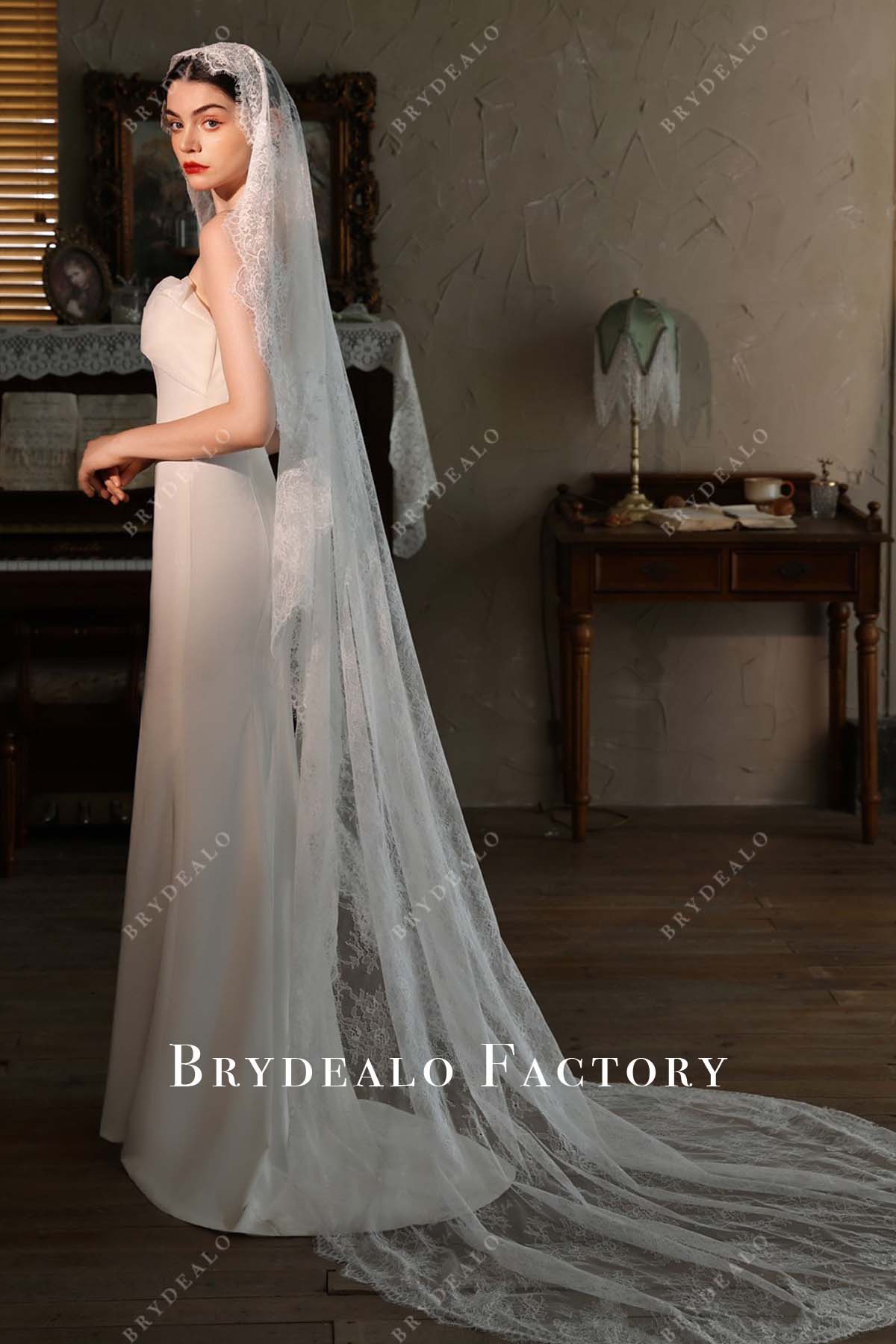 single tier lace wedding veil