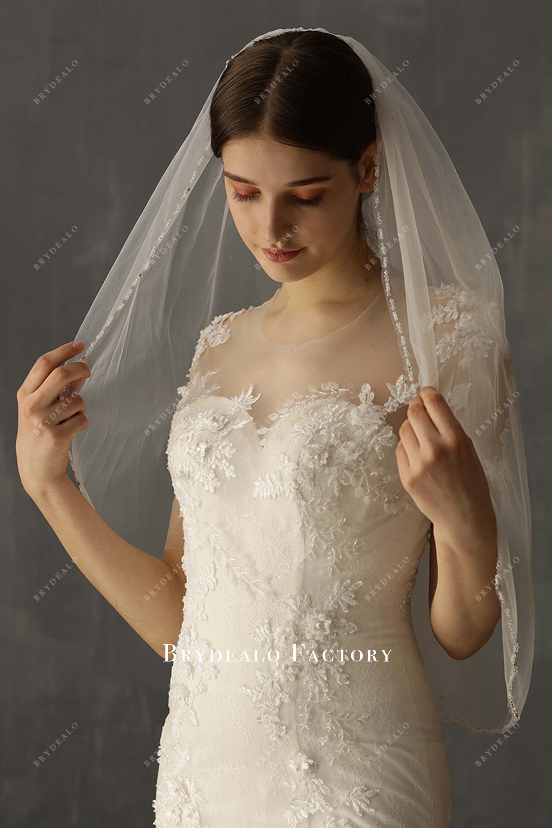 single tier tulle wedding veil