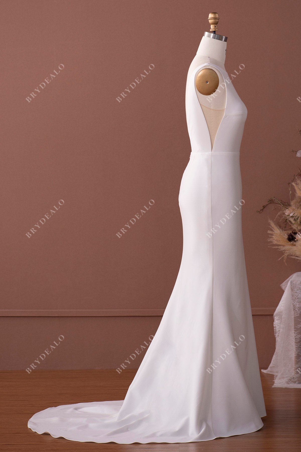Simple Sleeveless Crepe Mermaid Small Train Wedding Dress