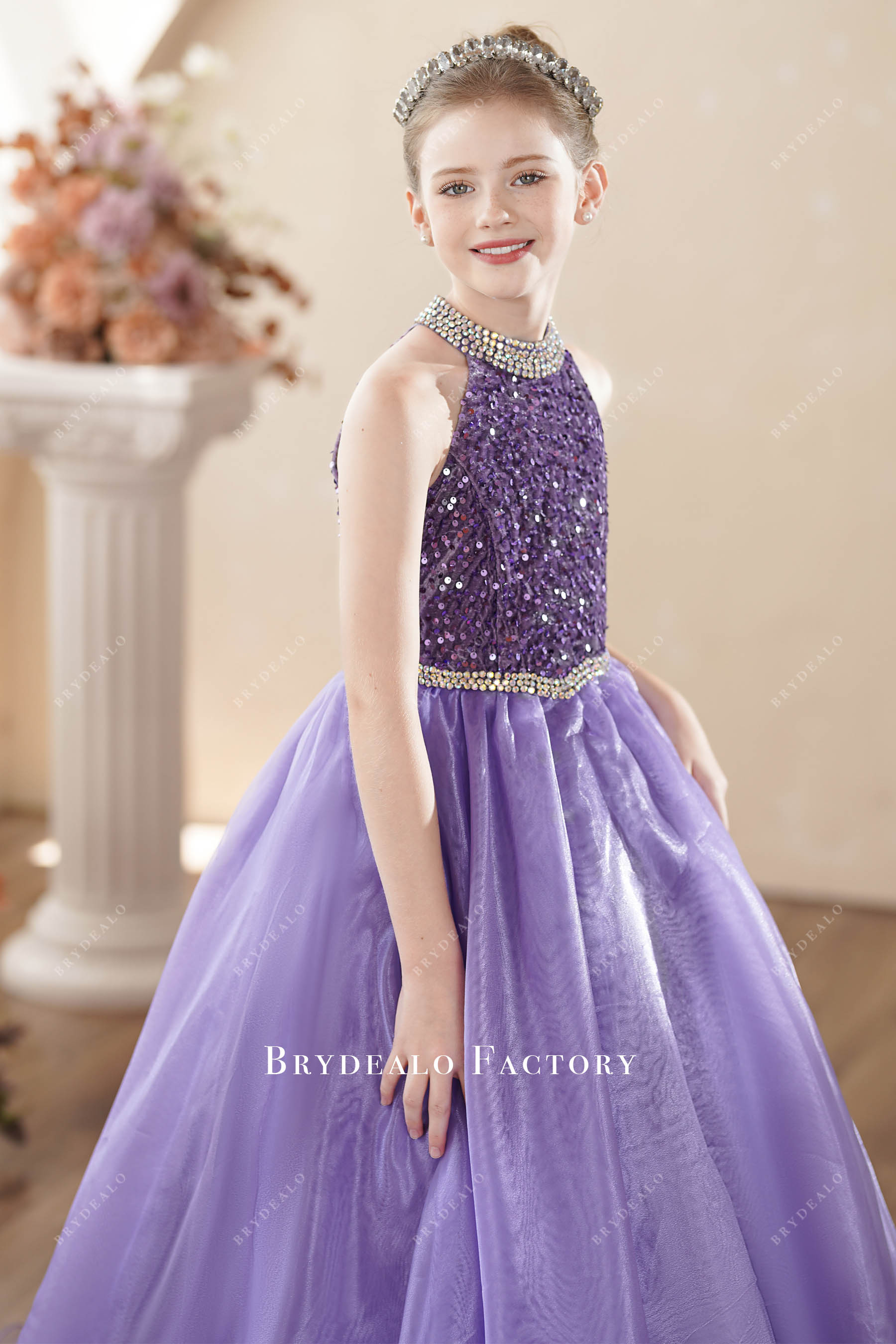 sleeveless sparkly halter neck kids formal dress