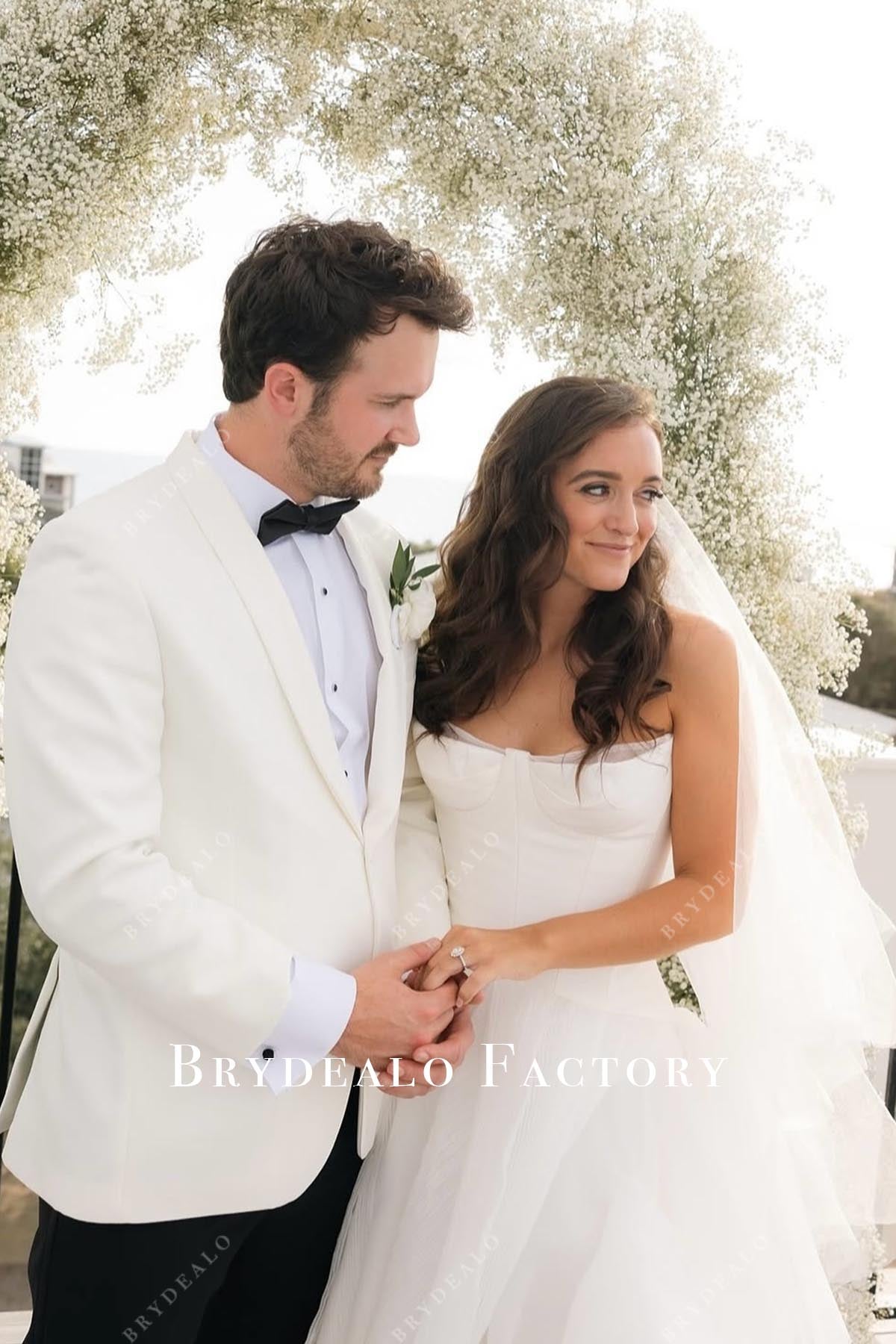 strapless semi sweetheart wedding dress