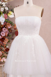 White Strapless Tulle Short Modern City Wedding Dress
