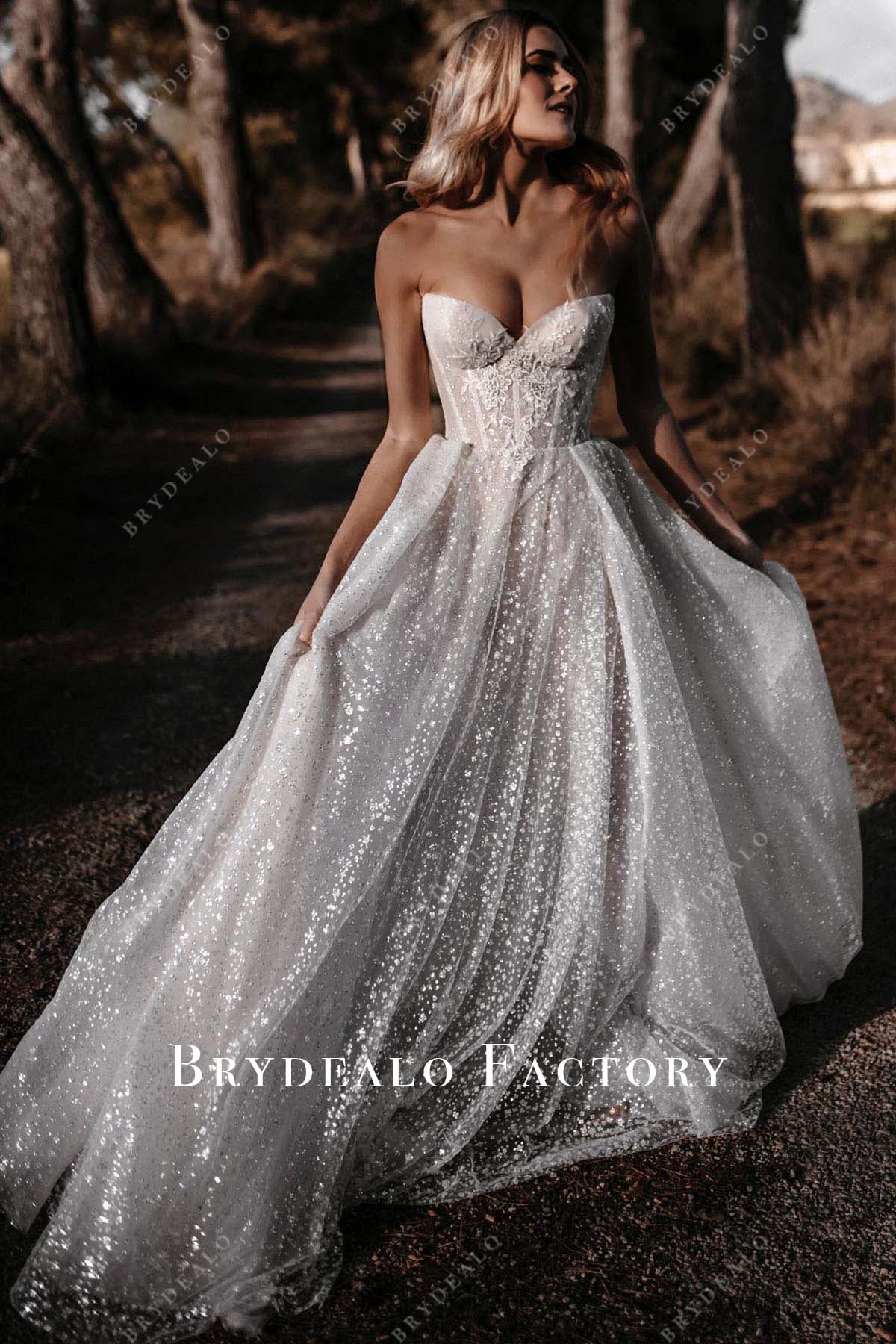 strapless sweetheart neck wedding dress