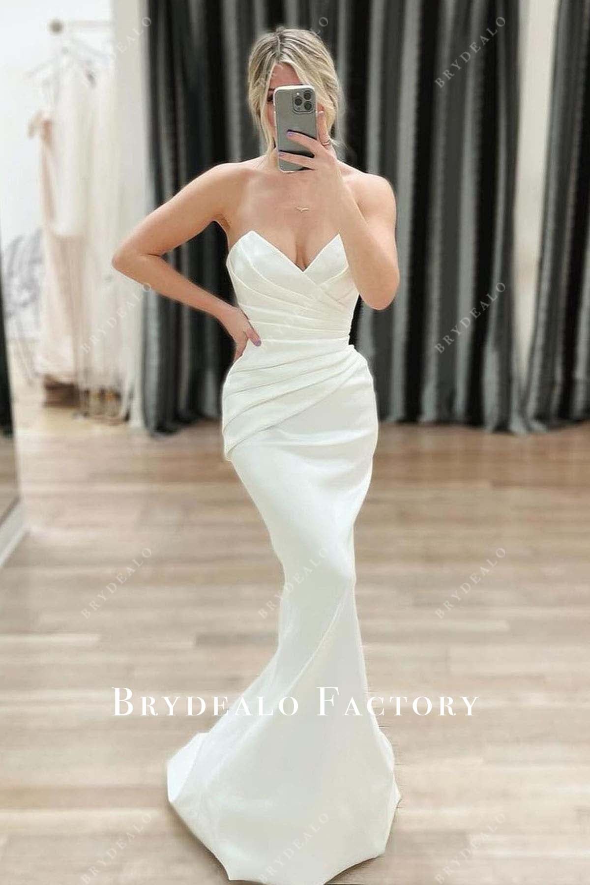 v neck mermaid wedding dress