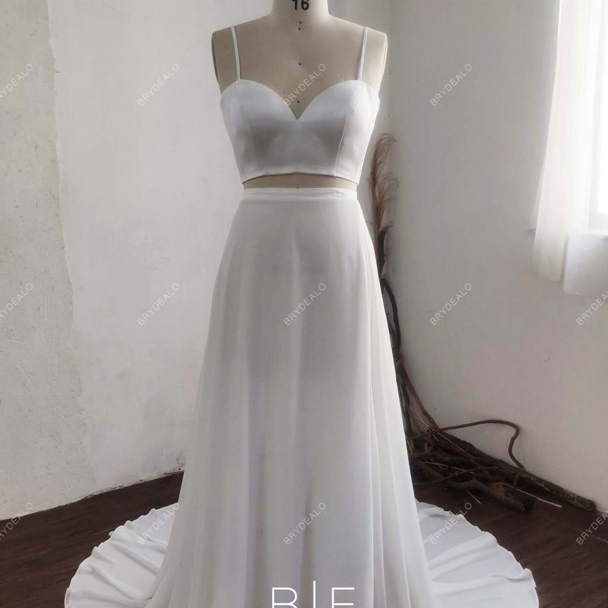 sachin and babi light blue dress Mauve Pink Chiffon Keyhole Halter Neck Ruffle Gown main image 0