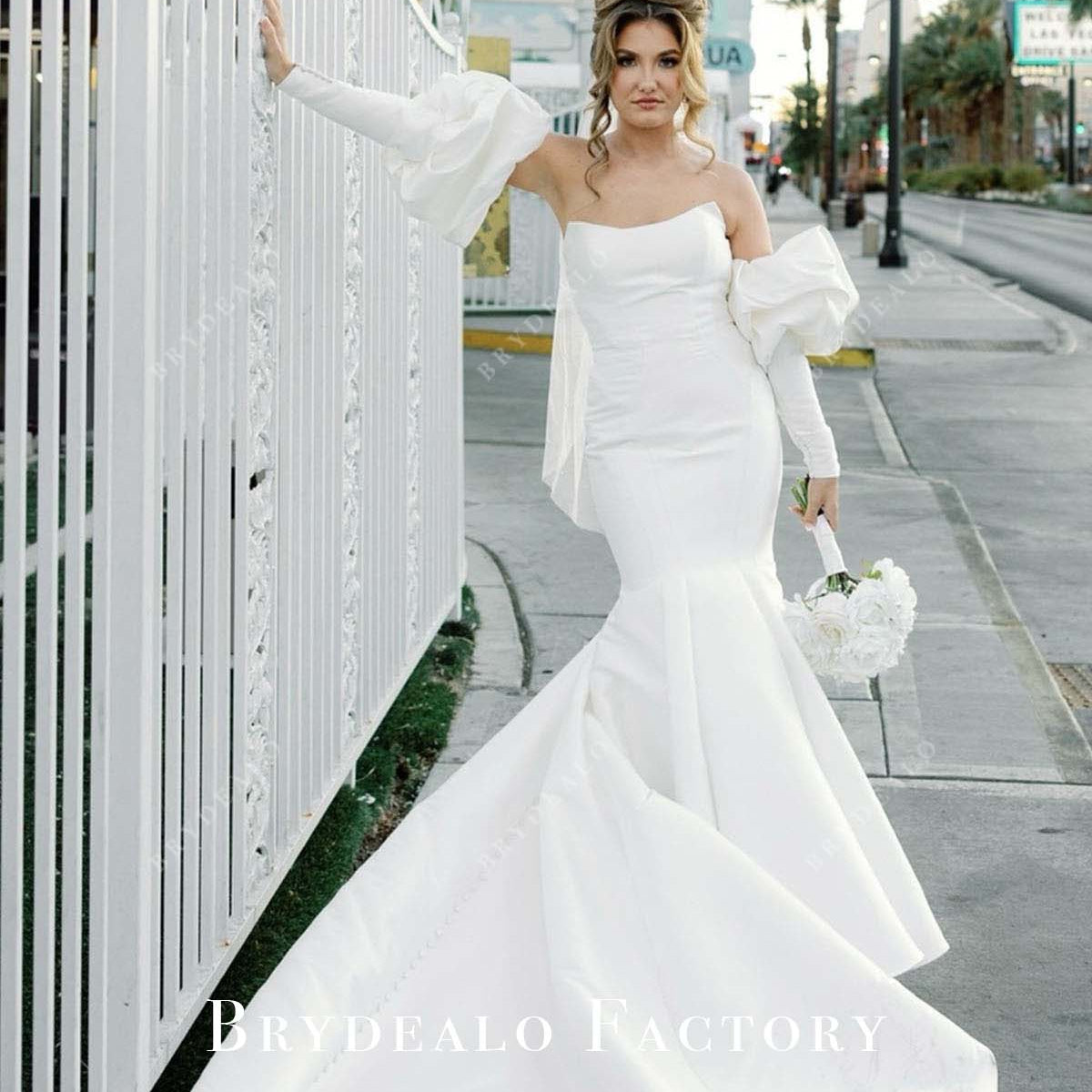 Detachable Sleeves Strapless Trumpet Long Train Wedding Dress