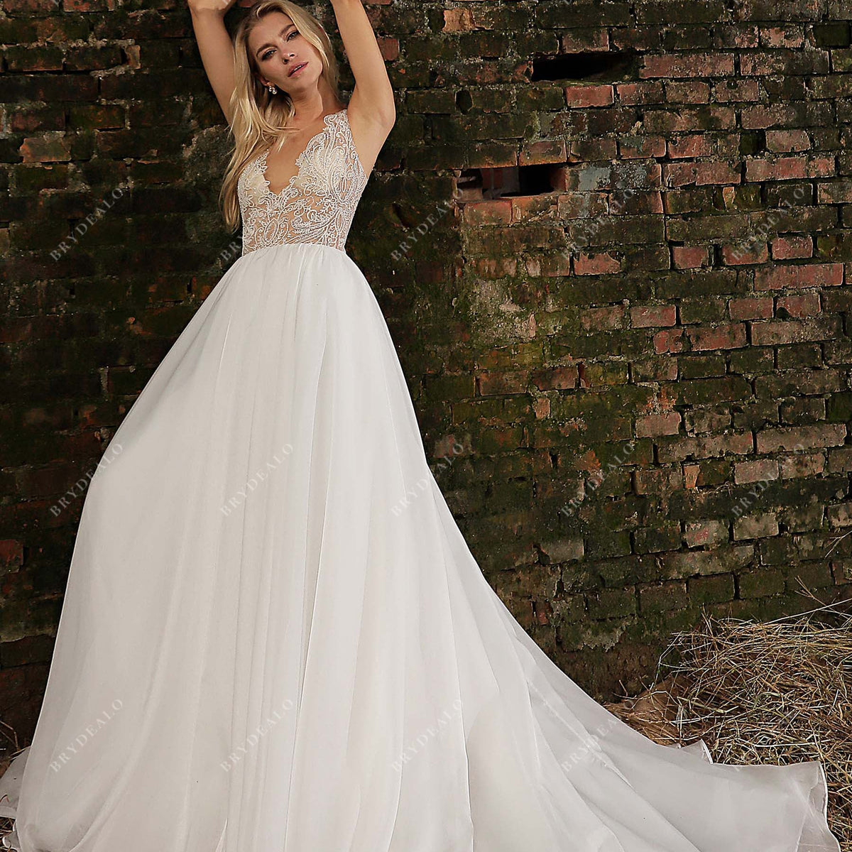 Beaded Lace Illusion Neck Organza A-line Chic Wedding Gown Beaded Lace Illusion Neck Organza A-line Chic Wedding Gown