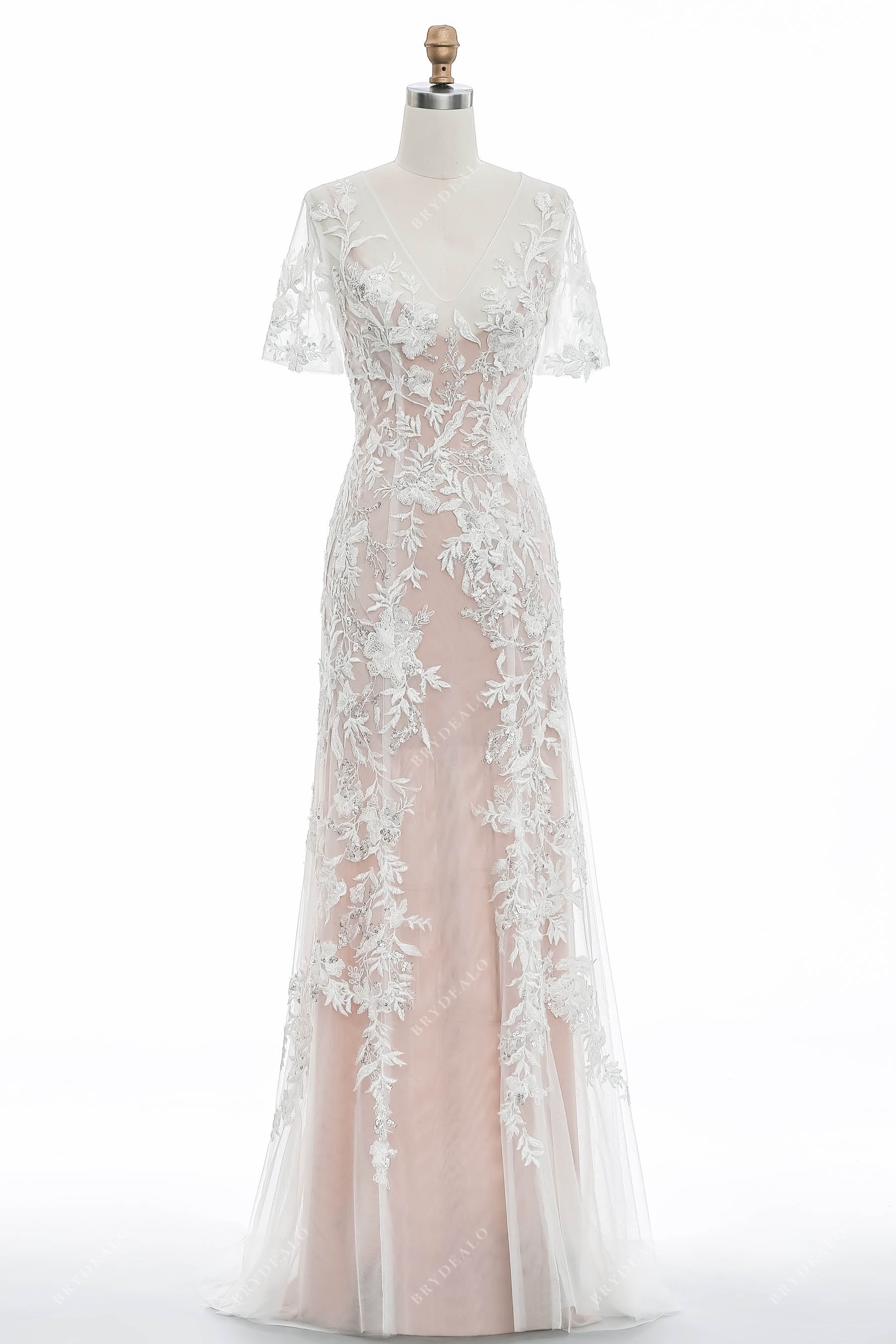 elegant V-neck short sleeved lace bridal gown