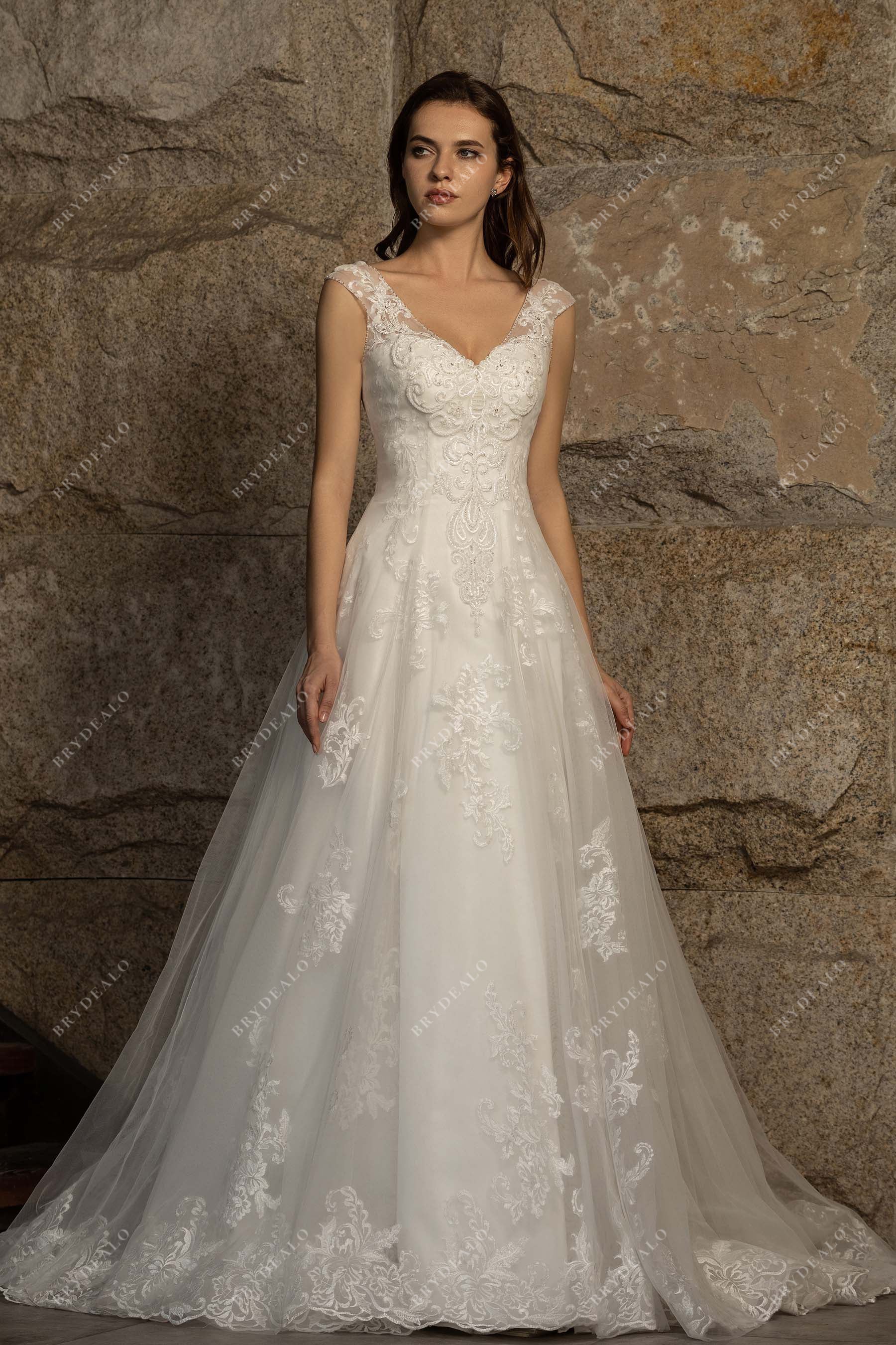 elegant beaded cap sleeve lace tulle wedding dress