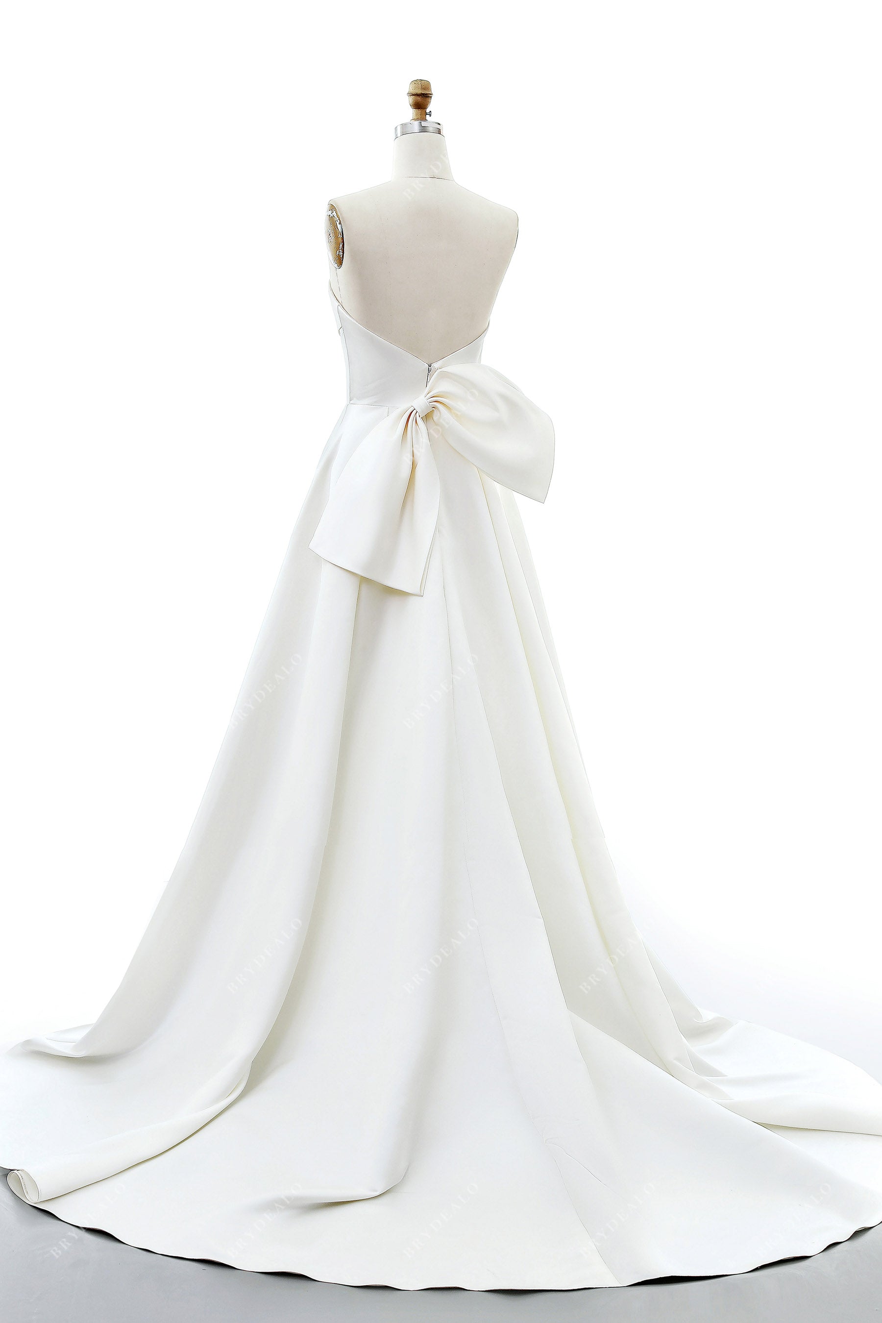 cute big bow A-line elegant bridal gown