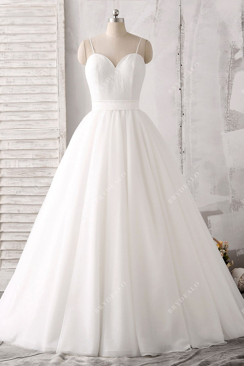Elegant A-Line Wedding Dress with Lace Tulle and Spaghetti Straps main image 0