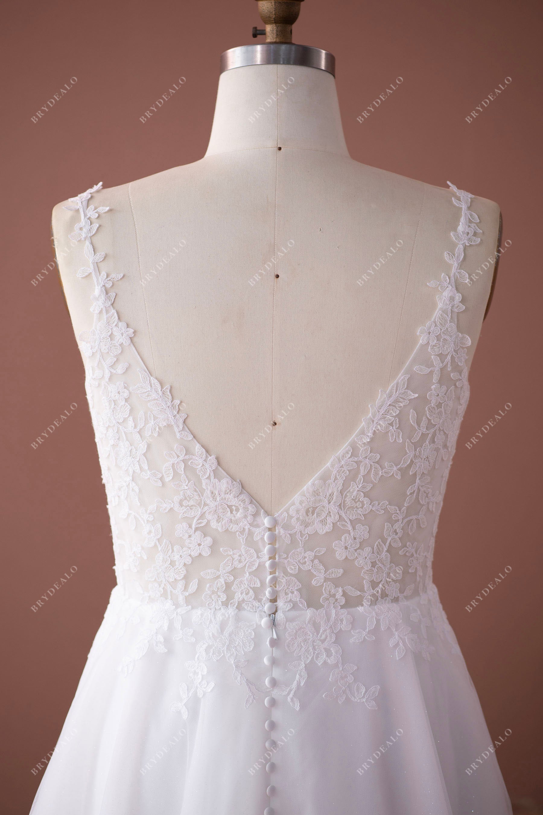 illusion V-back lace wedding dress