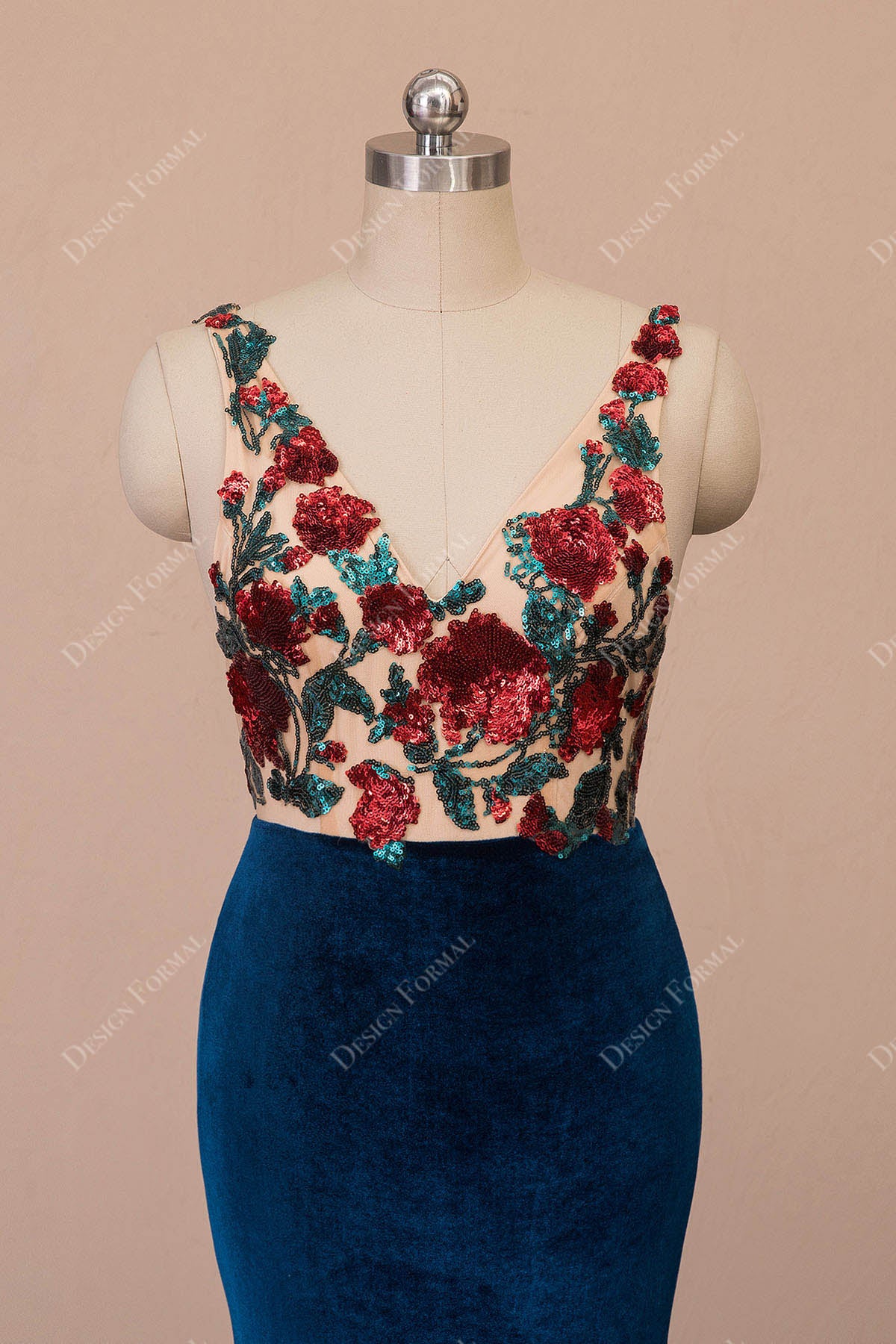 V-neck sleeveless red rose sequin prom dress