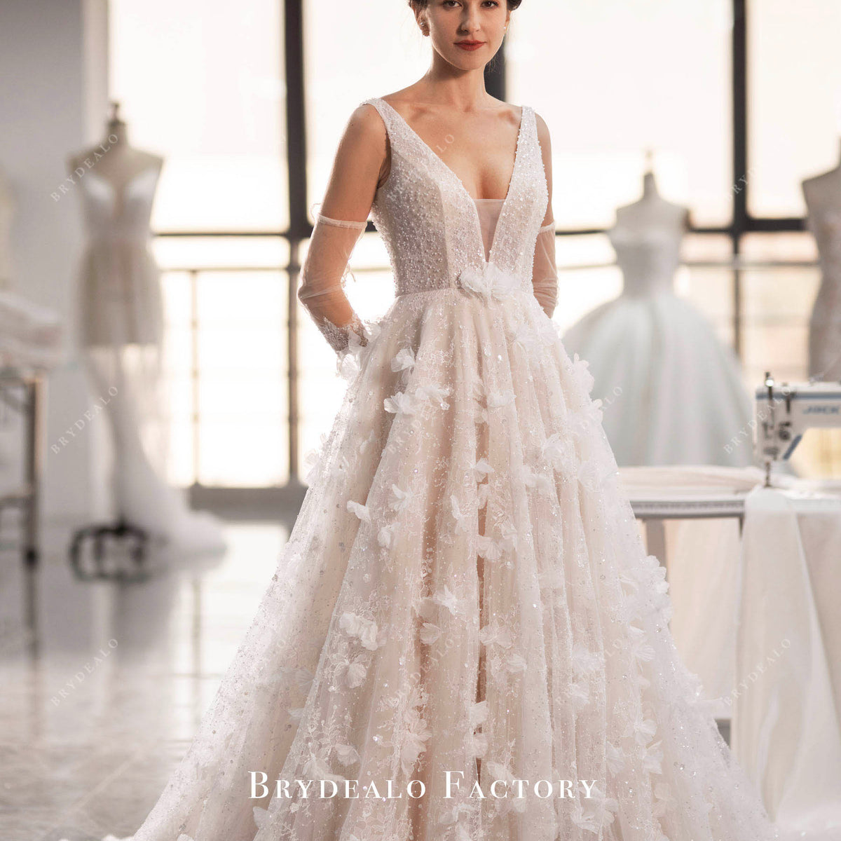 Romantic 3D Flowers Lace Plunging Neck Spring Fall Wedding Dress