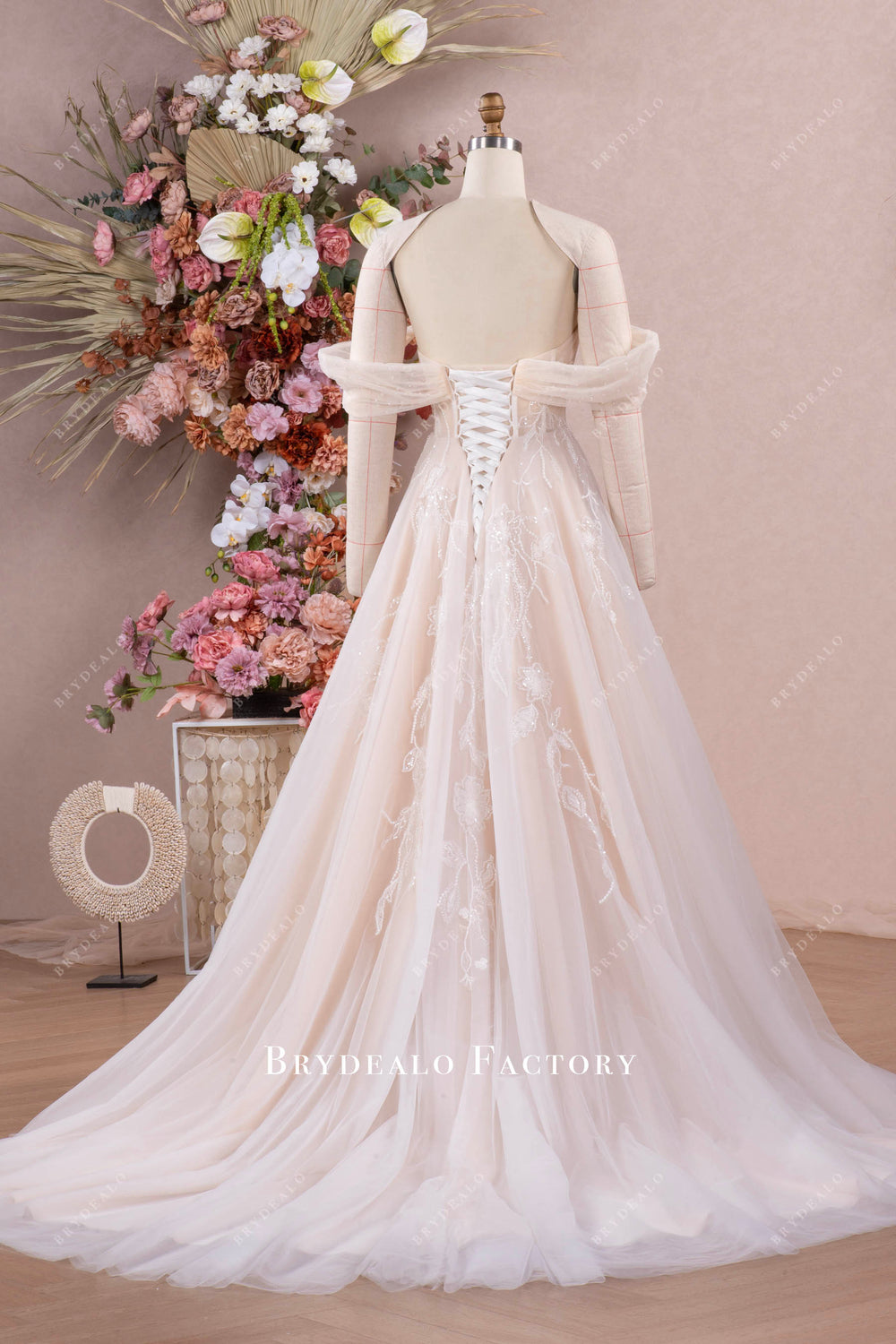 Romantic Vintage Lace Corset Wedding Dress with Off-Shoulder Sleeves