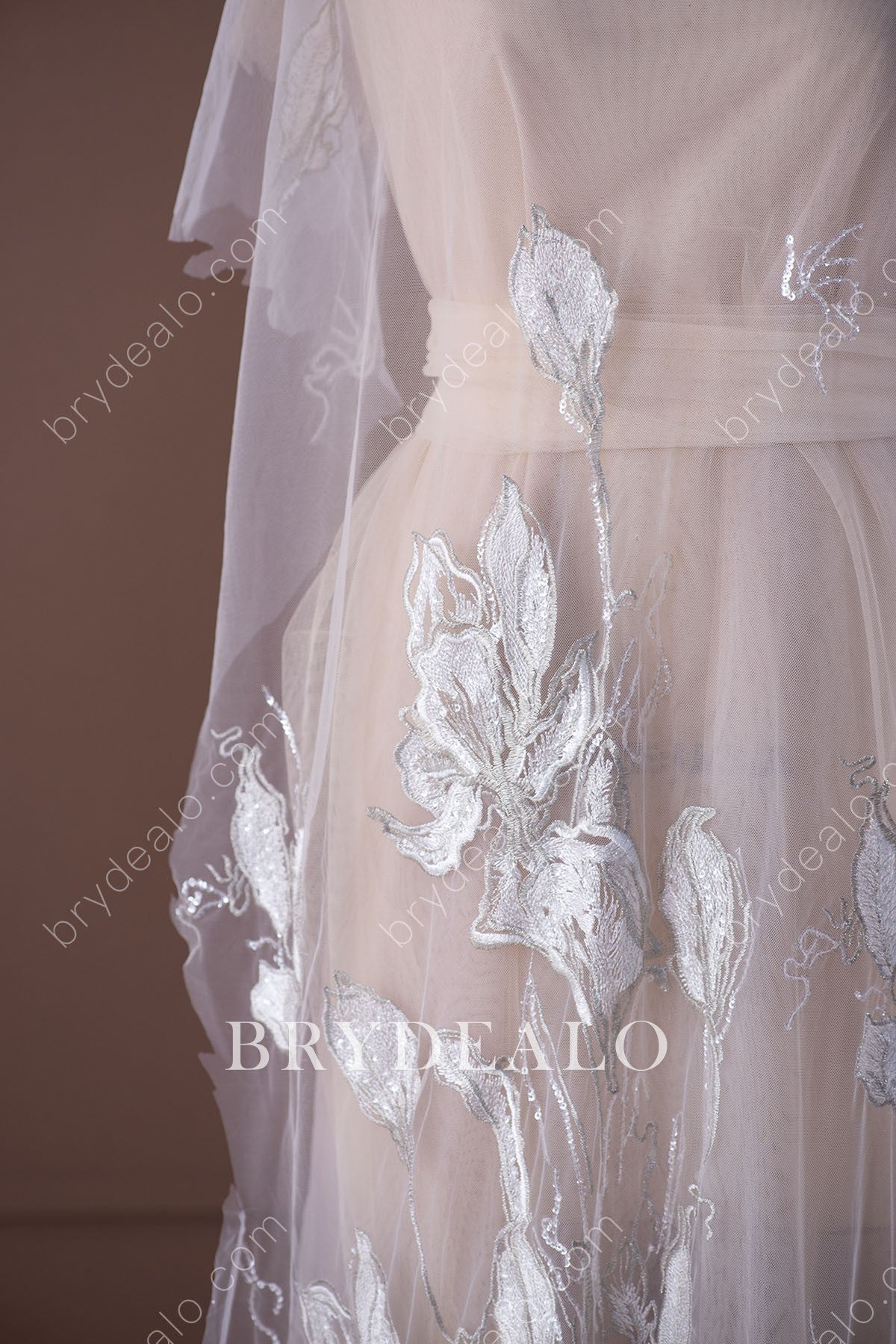 Popular Shimmery Large Leaf Glitter Bridal Lace Fabric Onlline