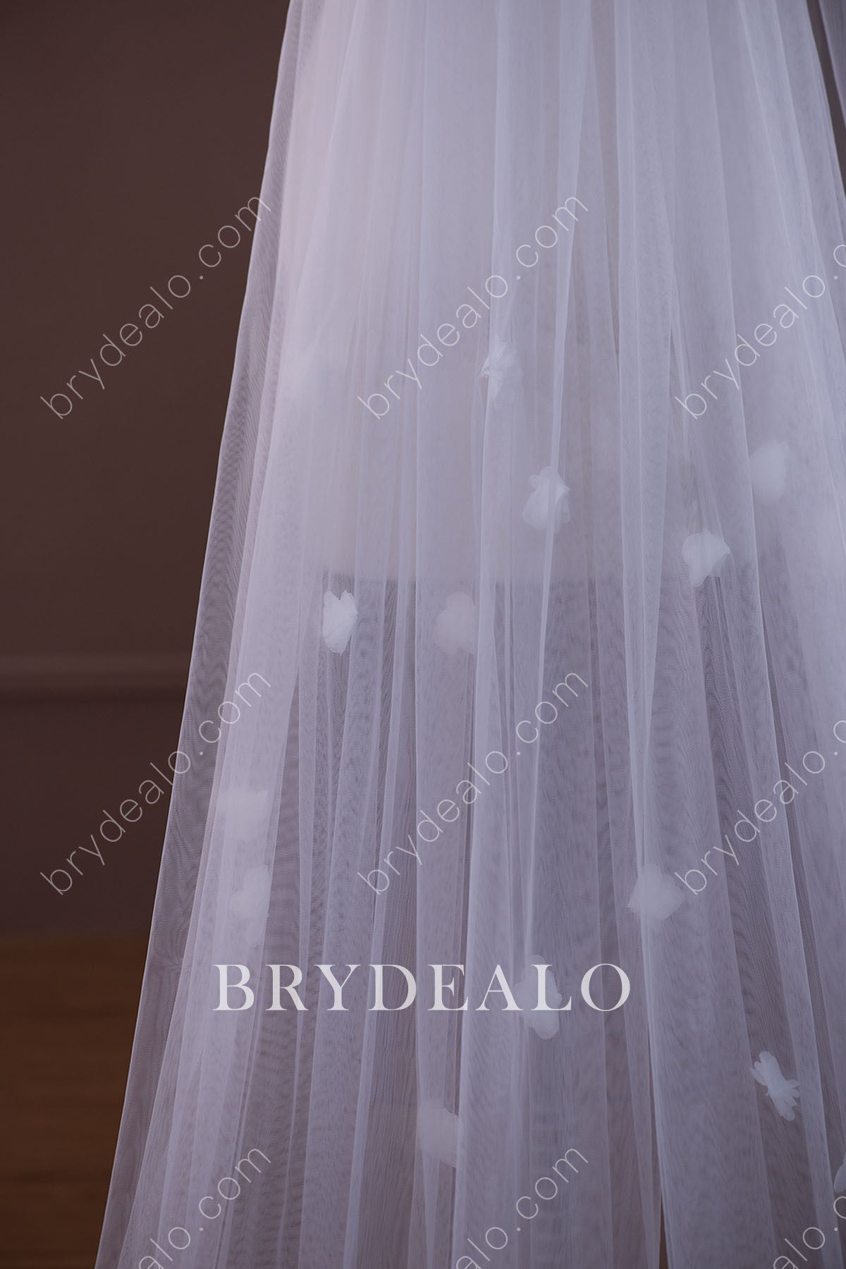 romantic 3D flower long wedding veil online