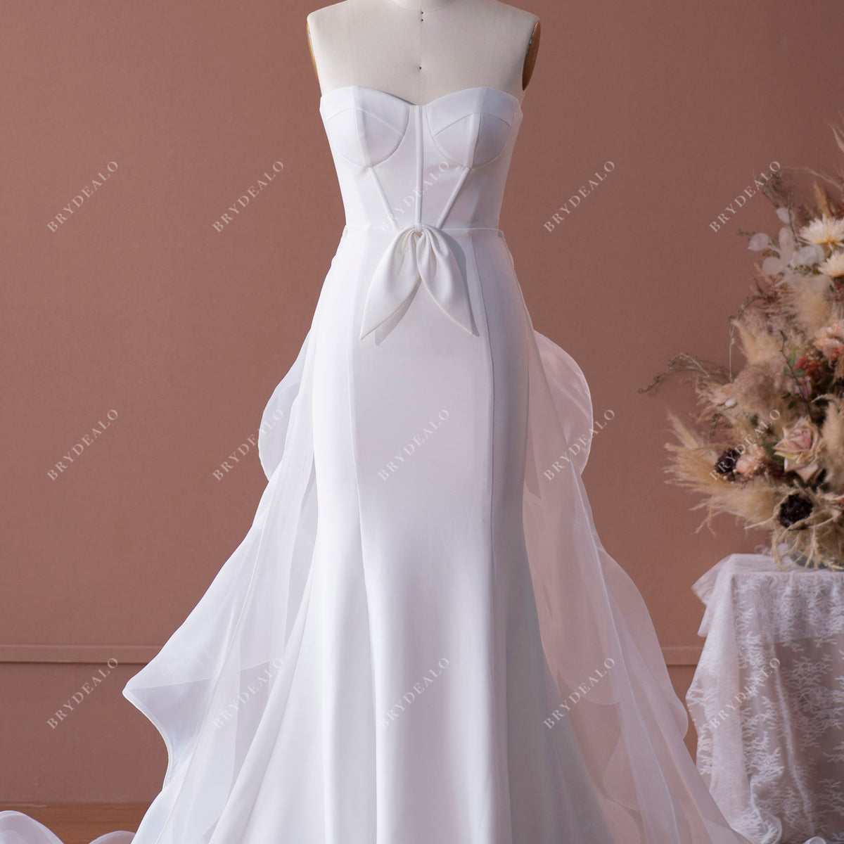 Elegant Strapless Mermaid Wedding Dress with Overskirt