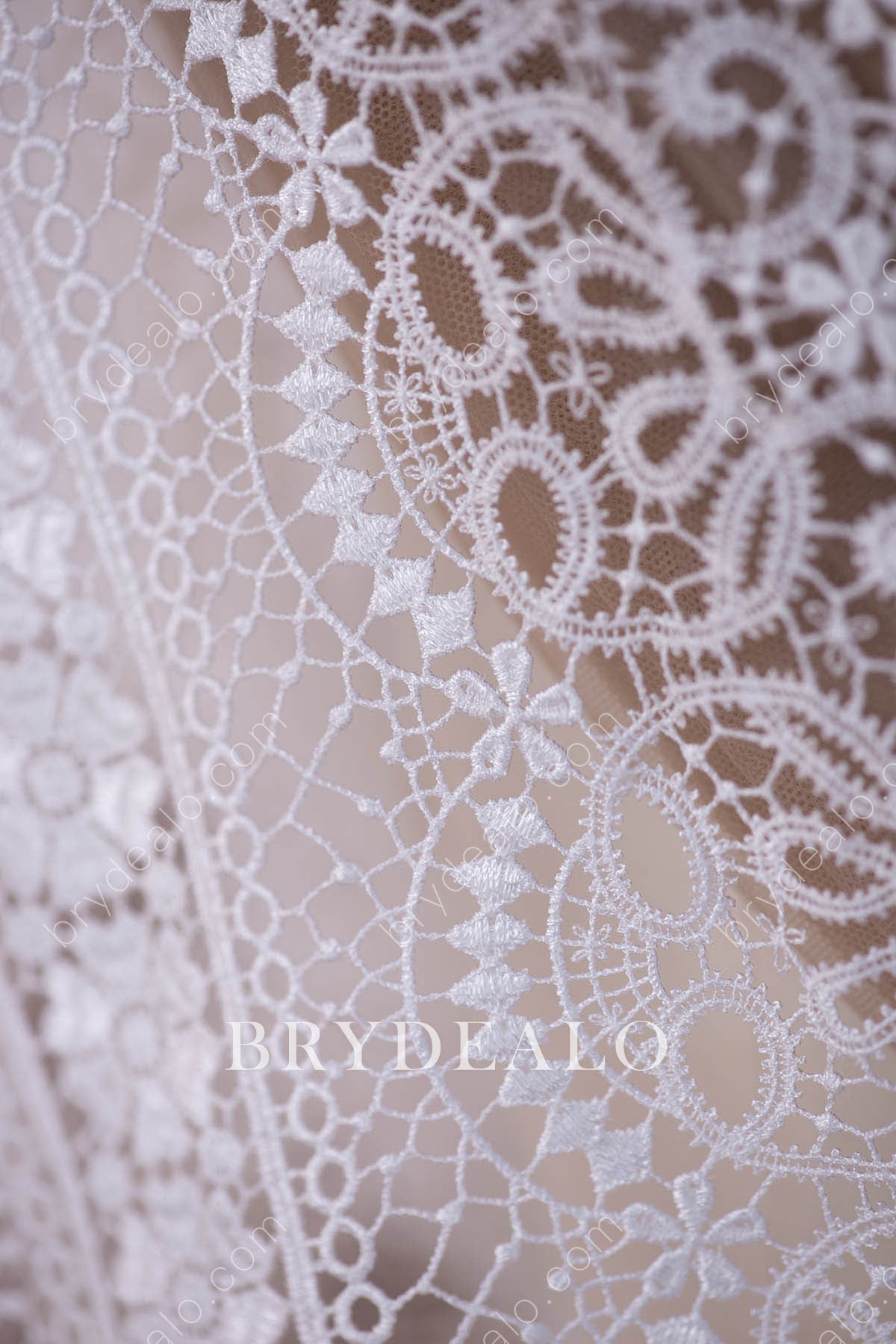 Designer Pattern Scalloped Bridal Lace Fabric