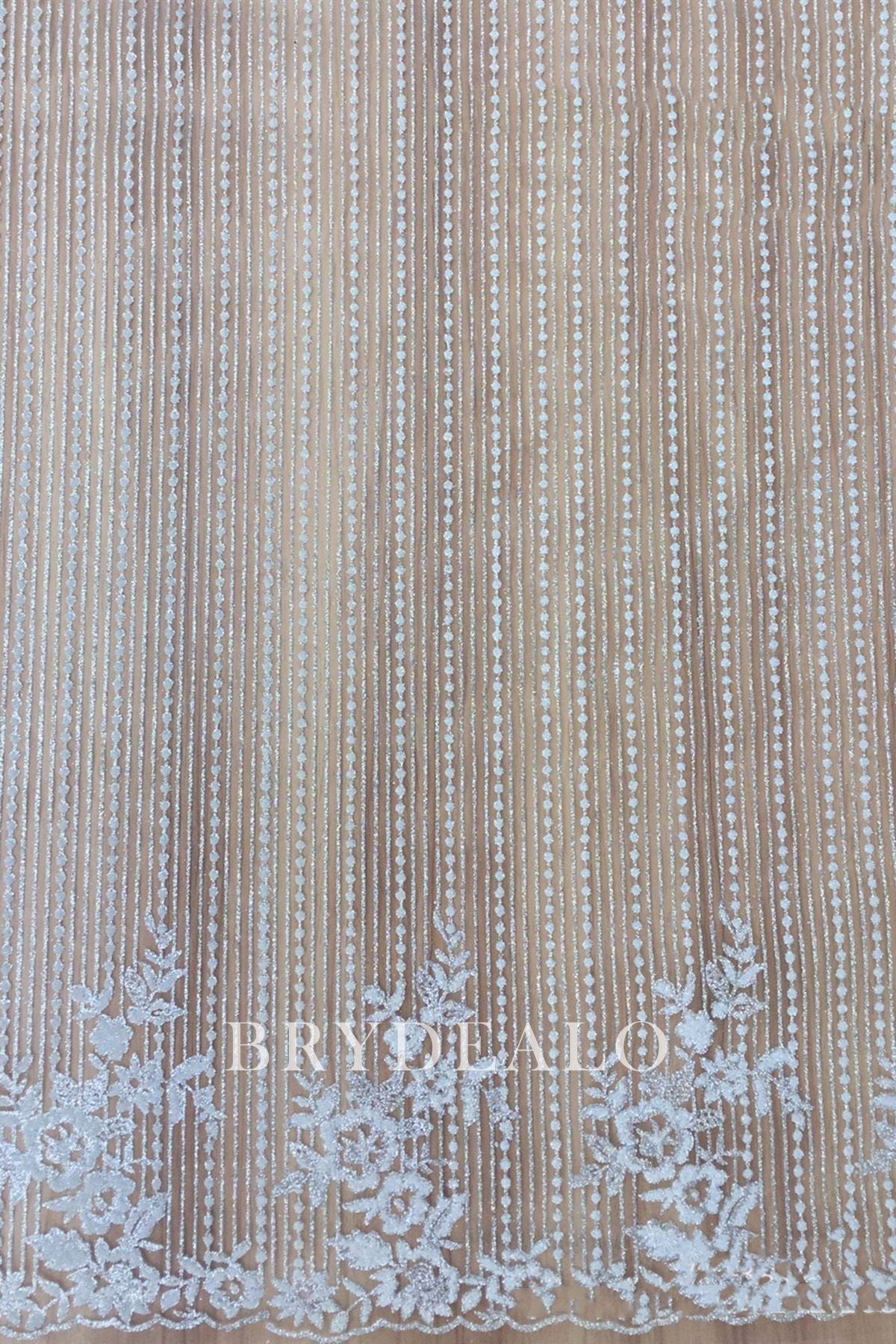 Fashionable Glitter Line Lace Fabric for Sale