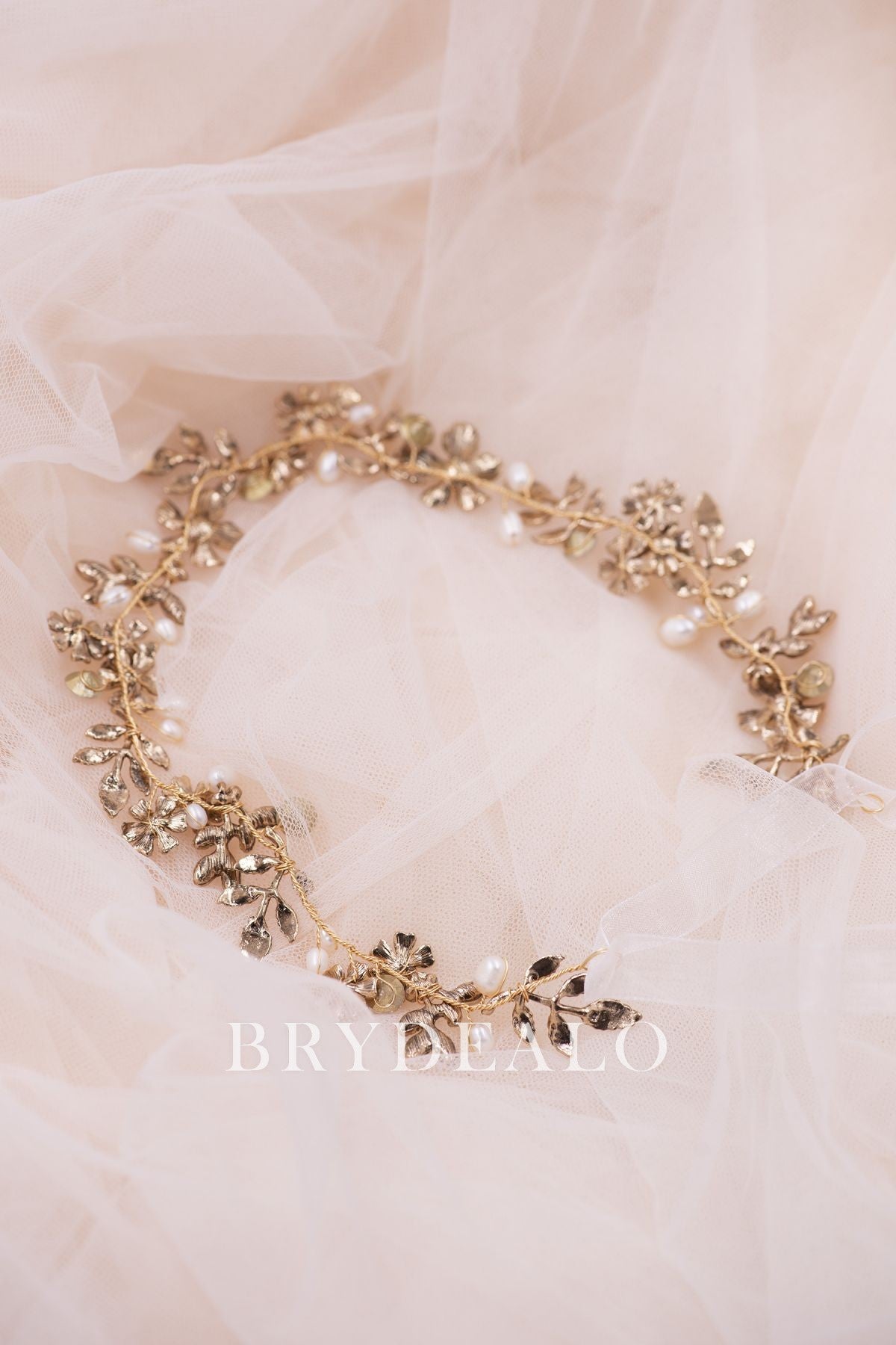 Fashionable Leaf Pearls Rhinestones Bridal Wire Headband