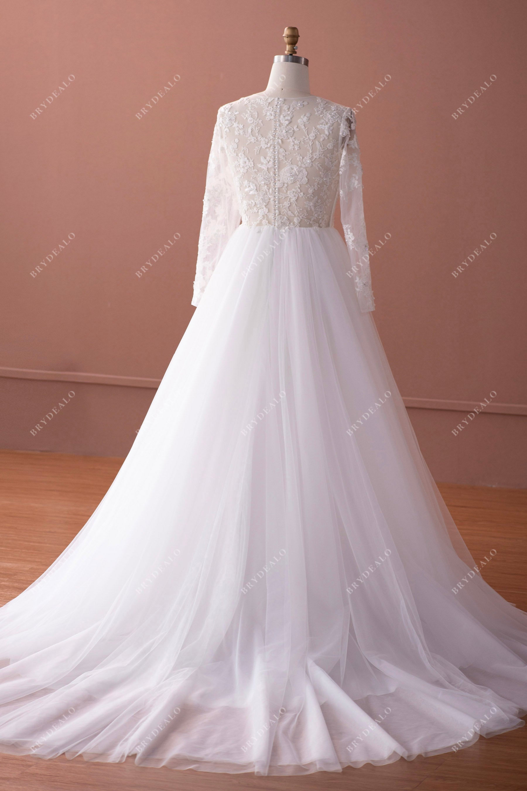 A-line country train elegant lace tulle wedding dress