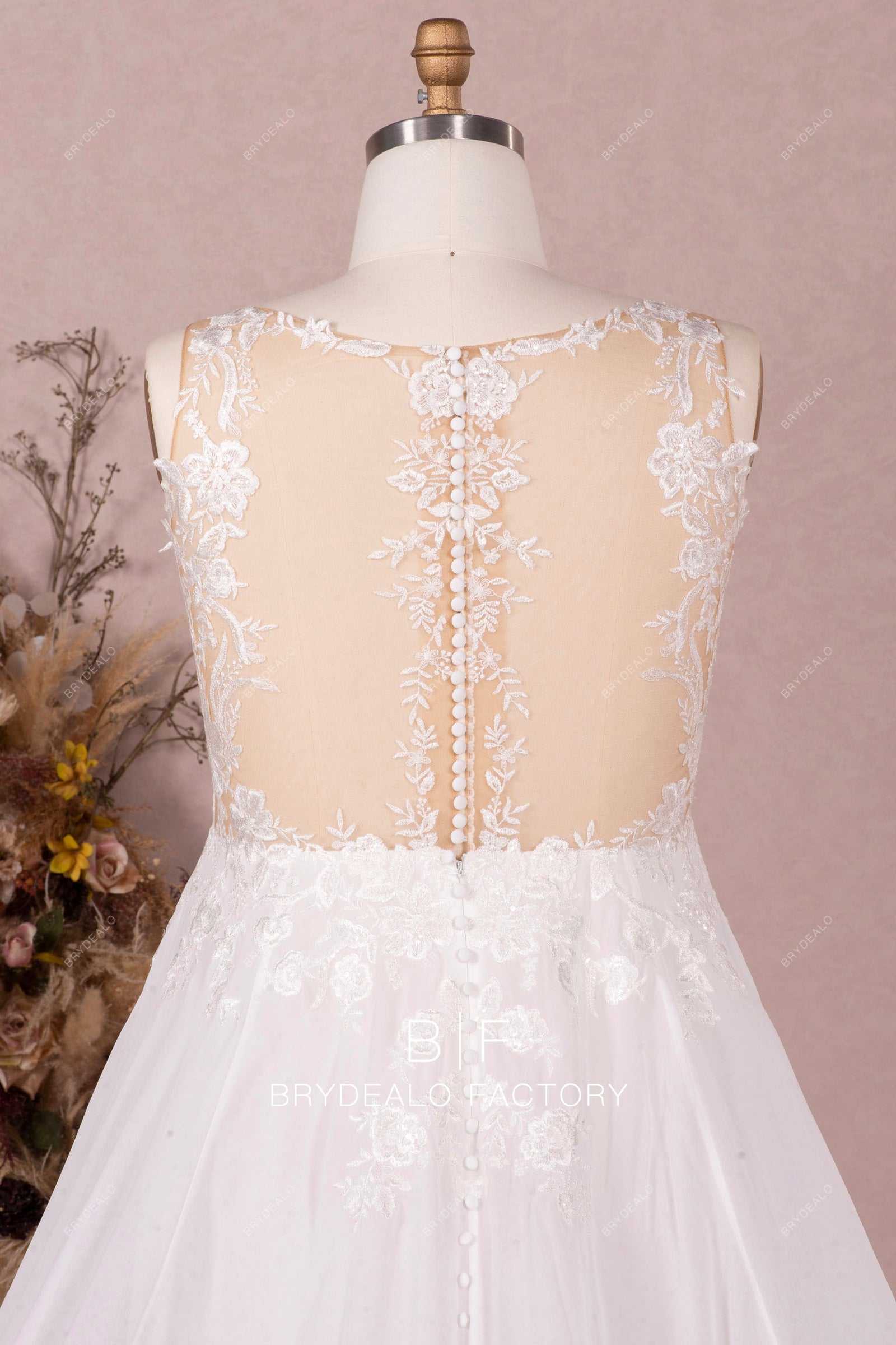 V-neck Lace and Chiffon Dresses with Open Back Regency