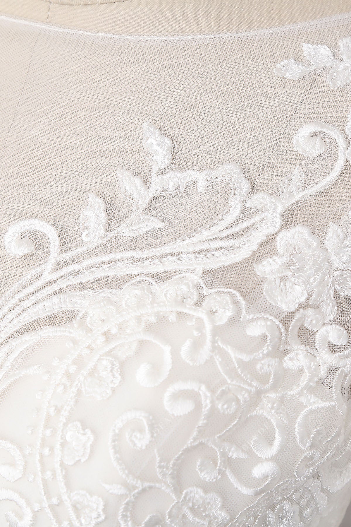 designer lace appliques bridal dress