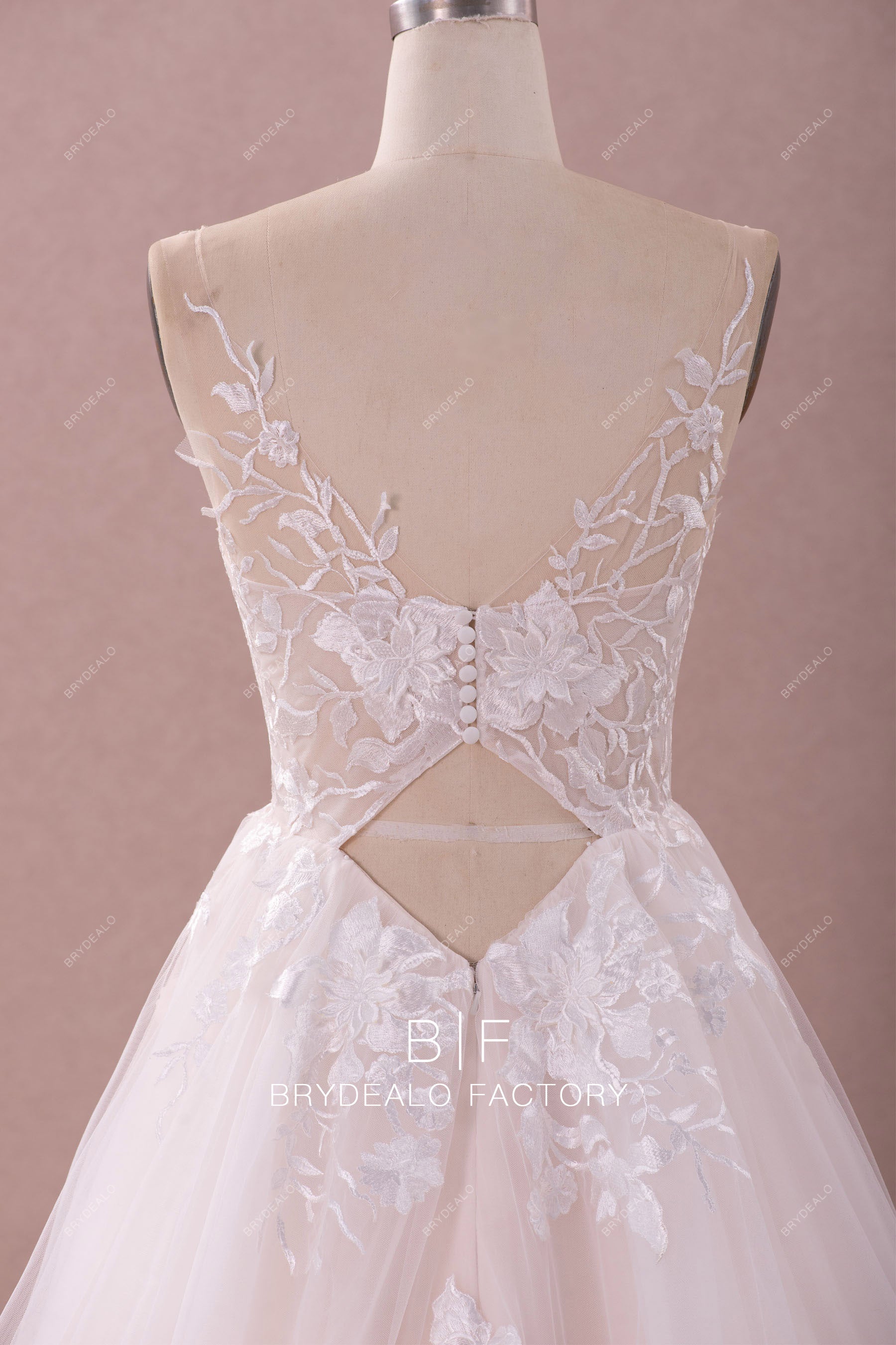 lace keyhole back sleeveless spring wedding gown