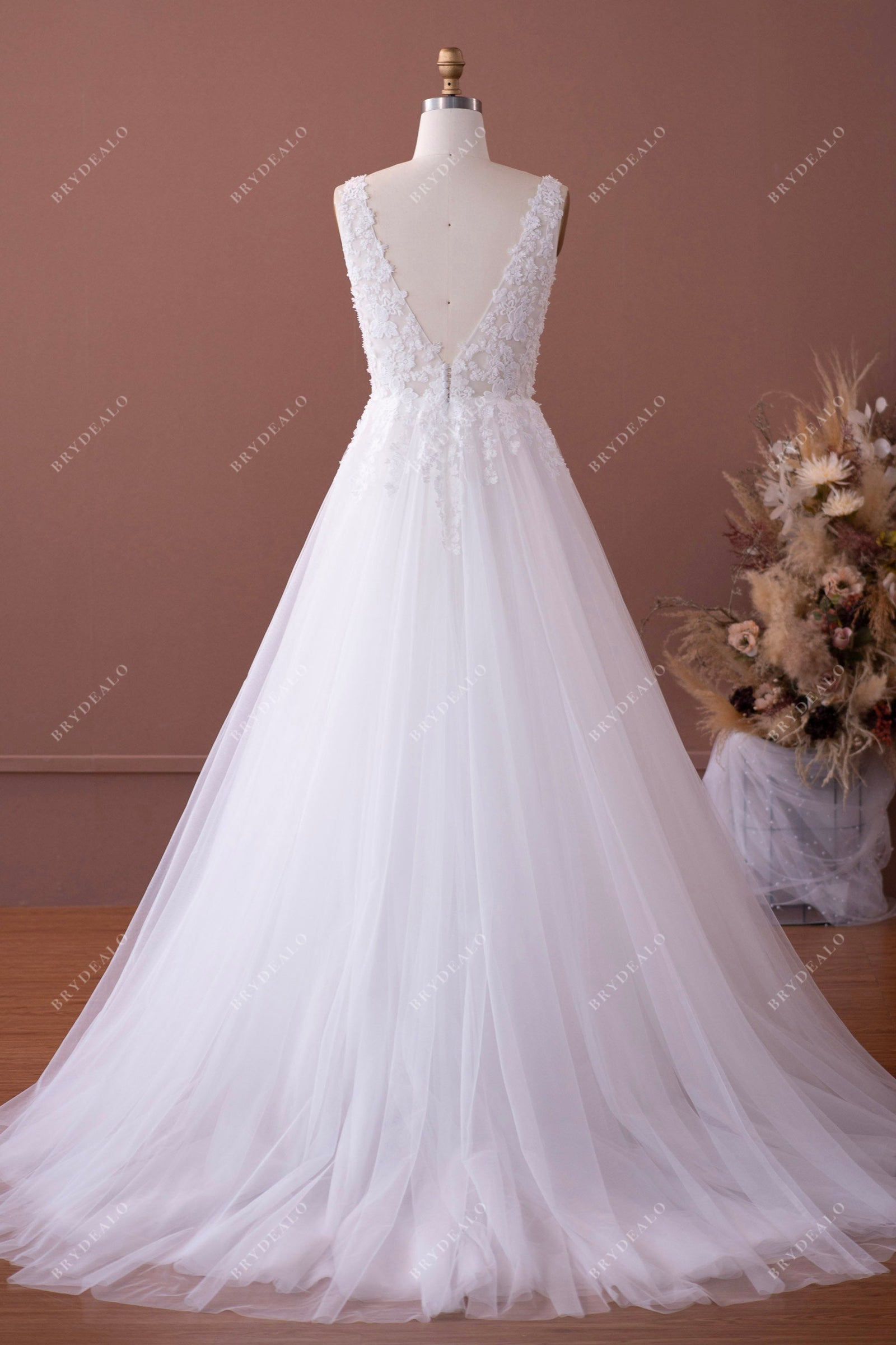 Long Puff Sleeve Tulle Wedding Dress With Side Slit A-Line Floor-length Lace Bridal Gown