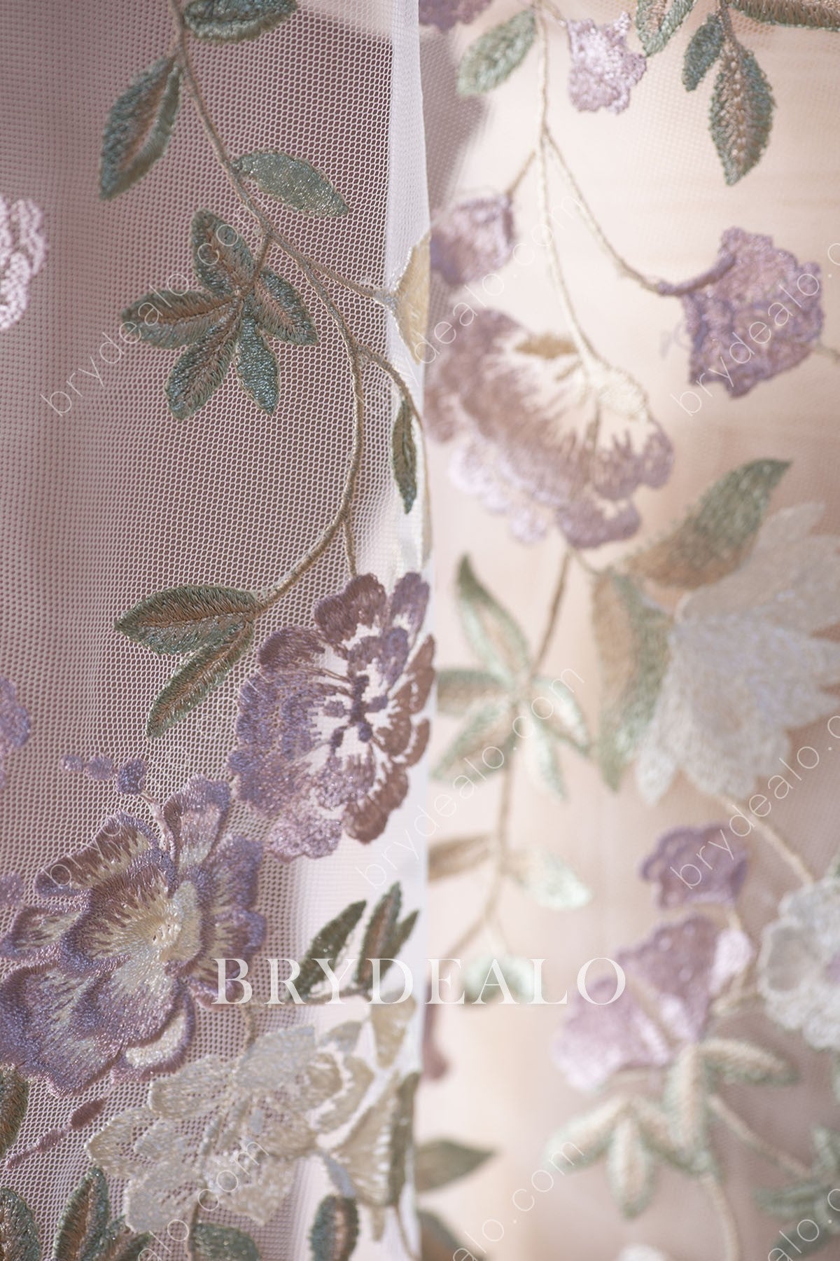 Lavender Flower Green Leaf Embroidery Lace Fabric for Sale